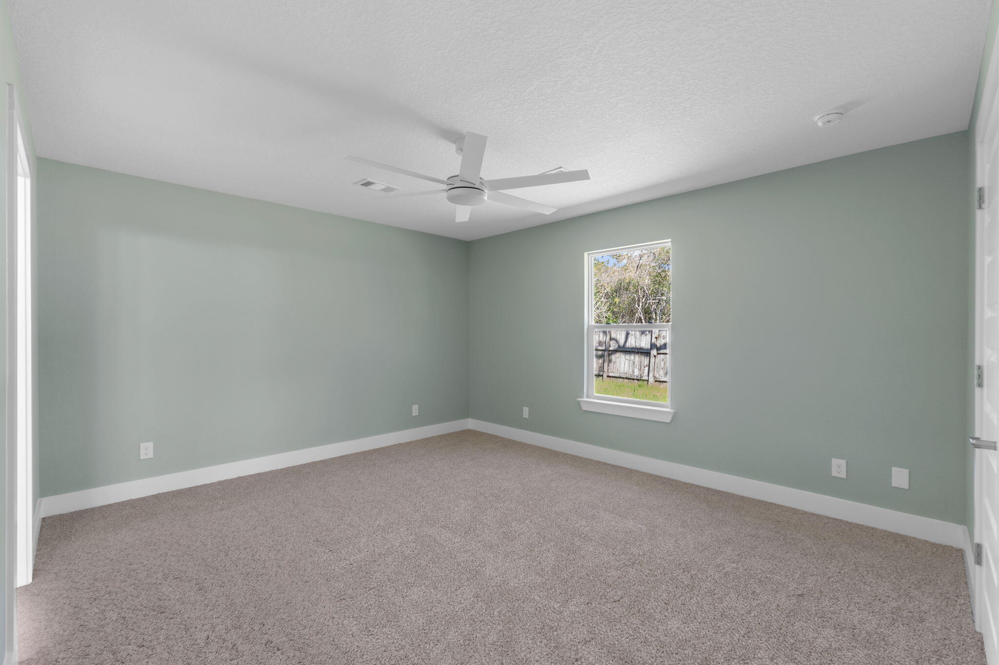 EMERALD SHORES PARK - Residential