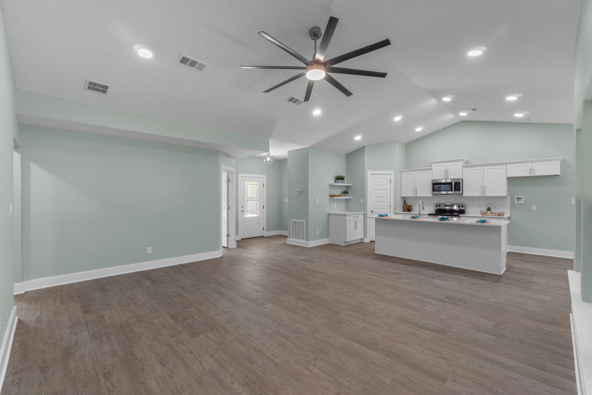EMERALD SHORES PARK - Residential
