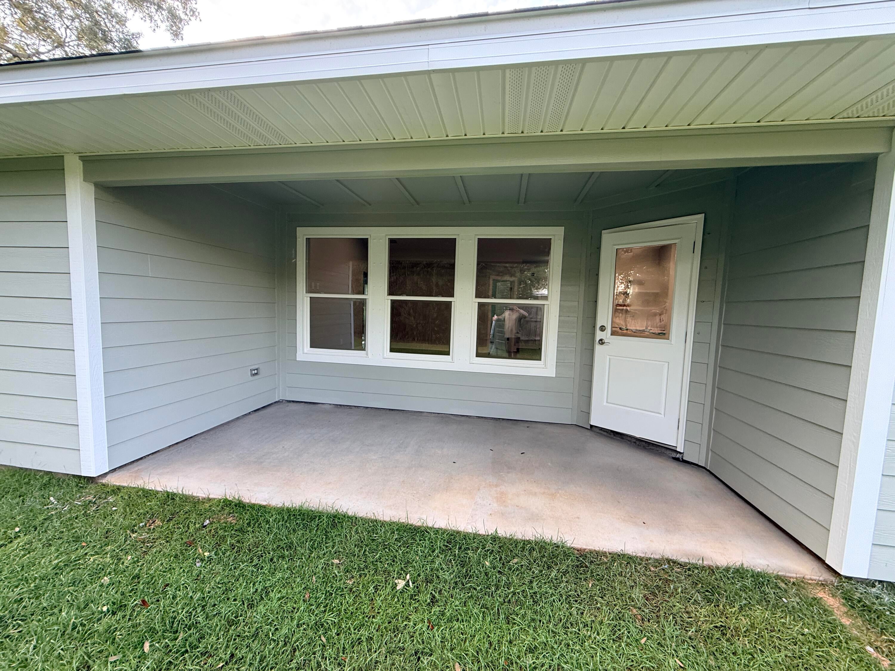 EMERALD SHORES PARK - Residential