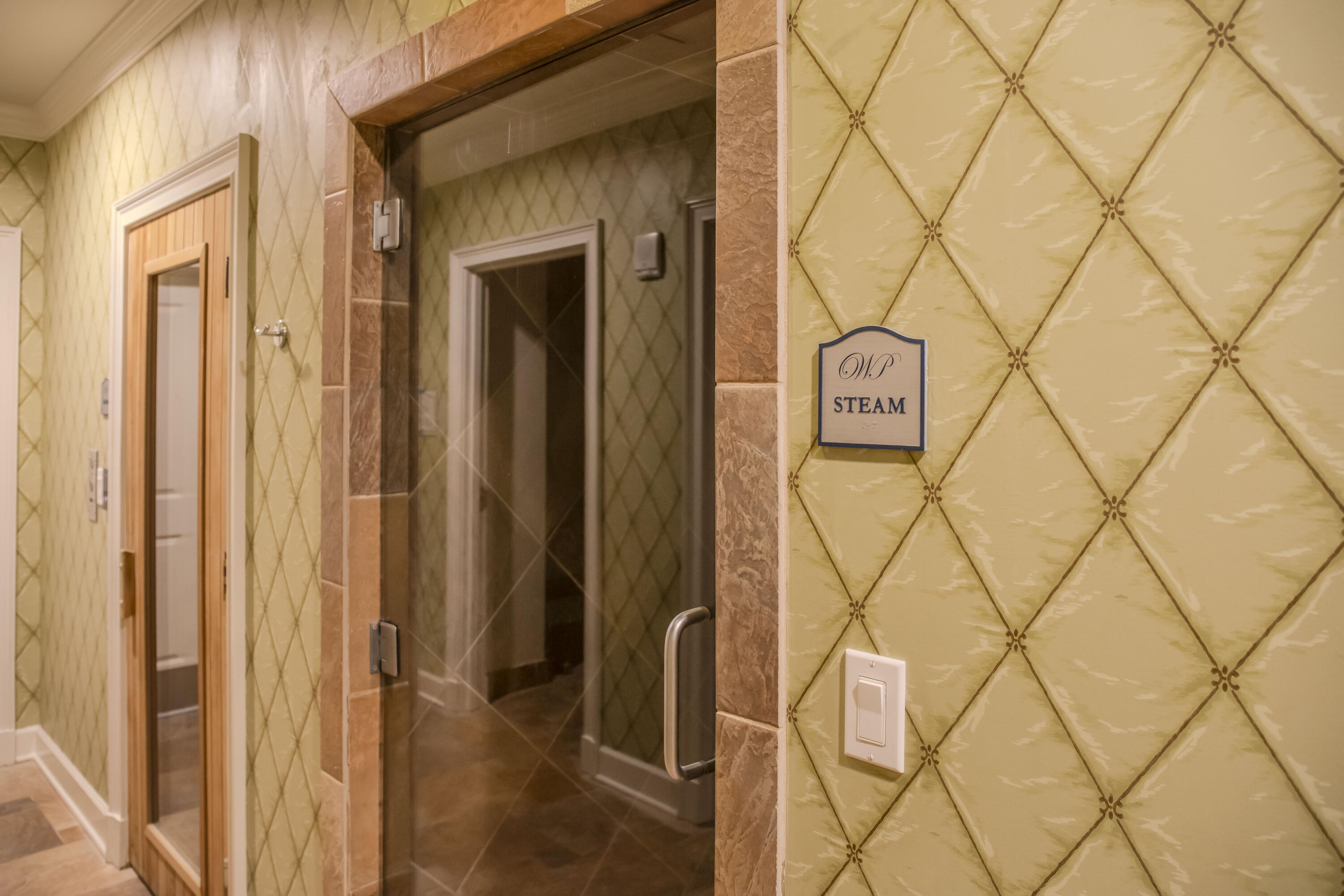 ONE WATER PLACE - Residential