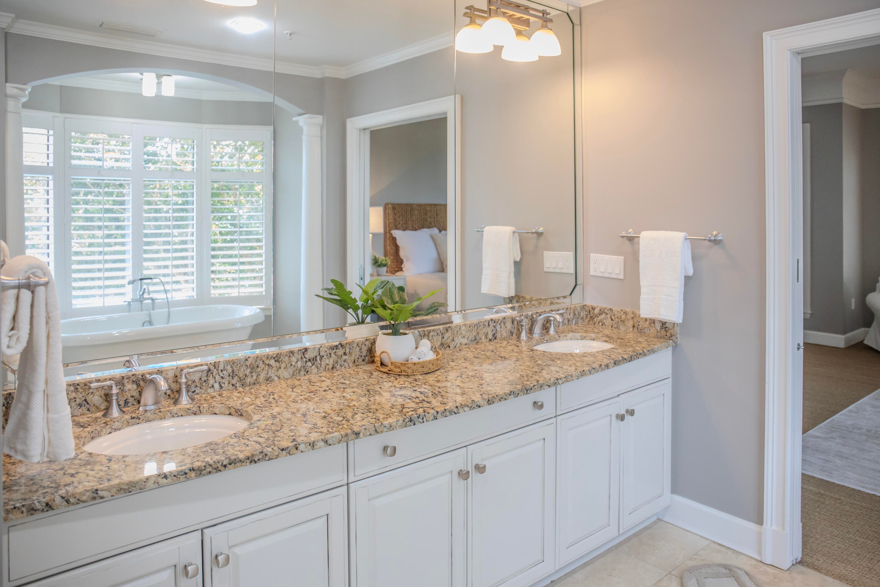 ONE WATER PLACE - Residential