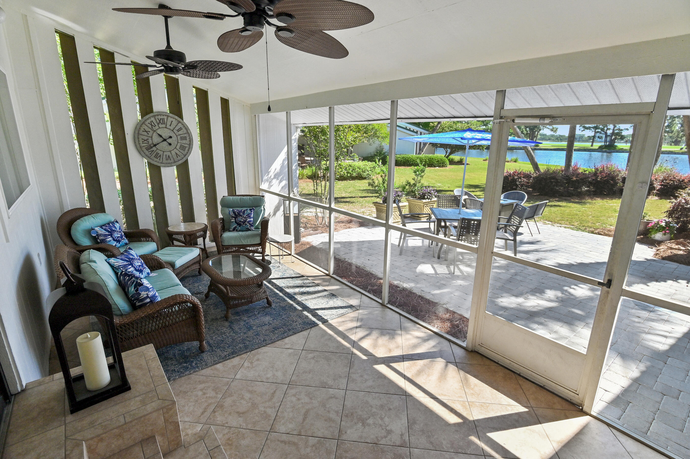 BAYOU VILLAGE CONDO PH 2 - Residential