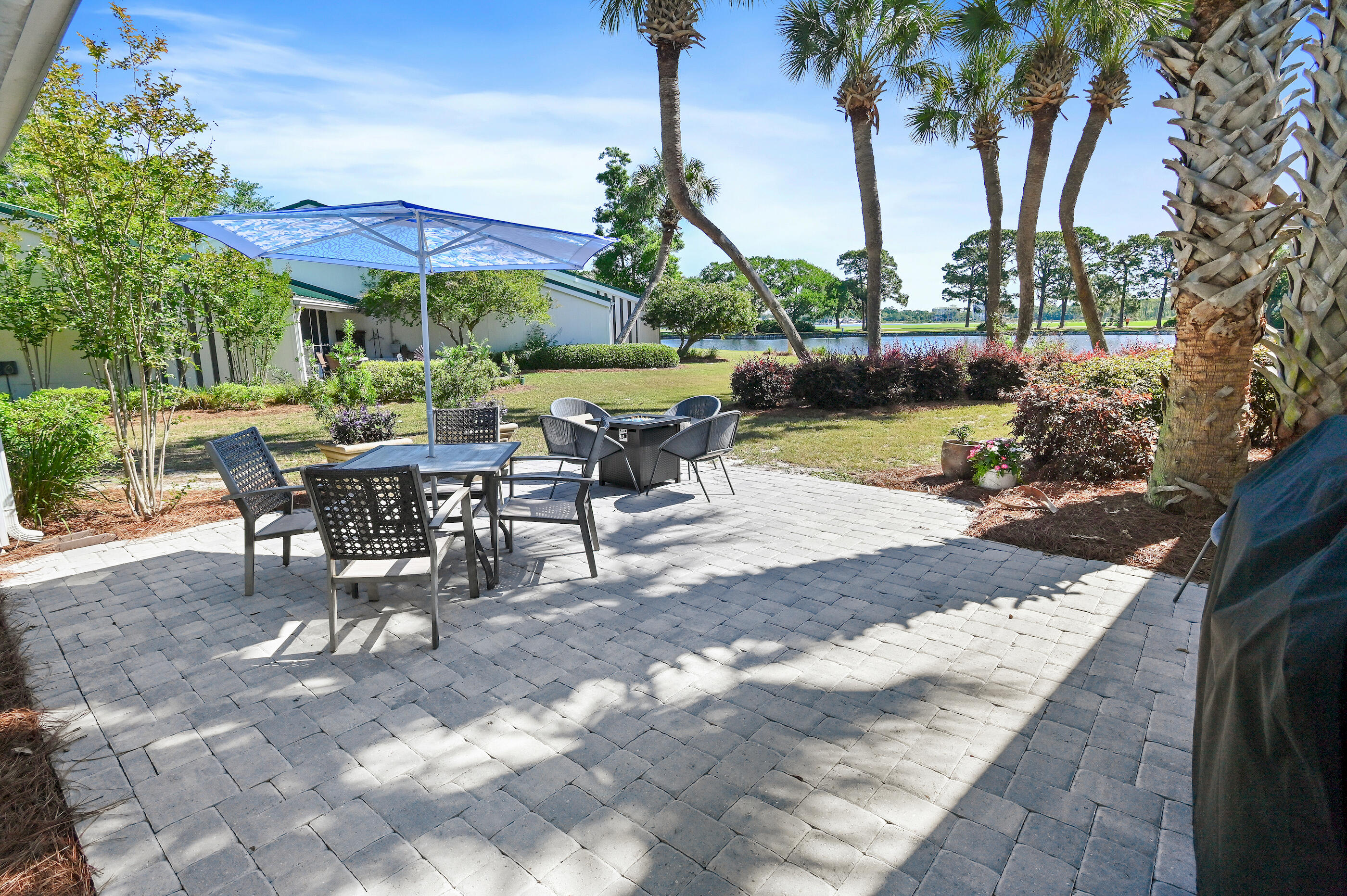 BAYOU VILLAGE CONDO PH 2 - Residential