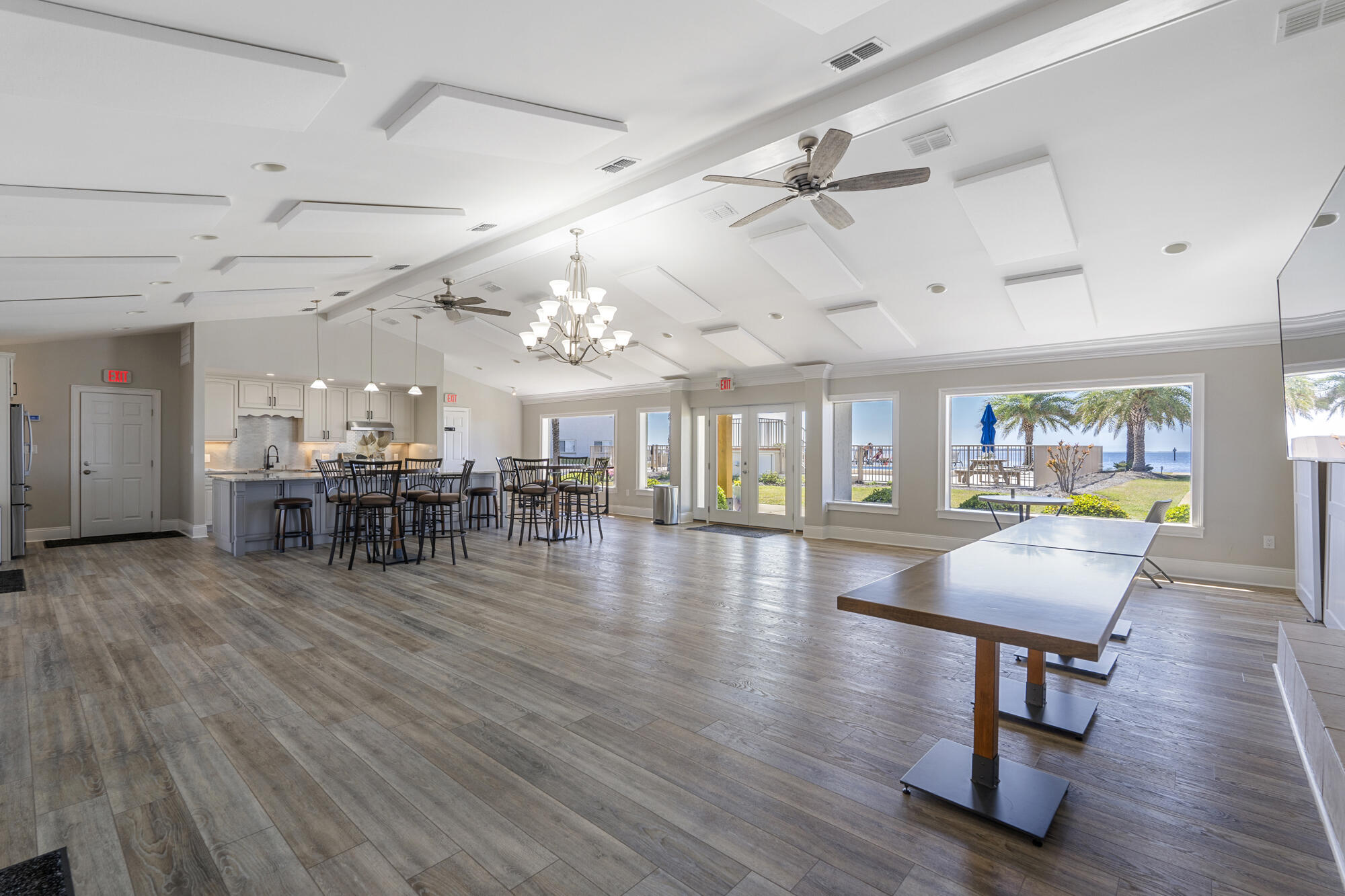 LANDMARK CONDO - Residential