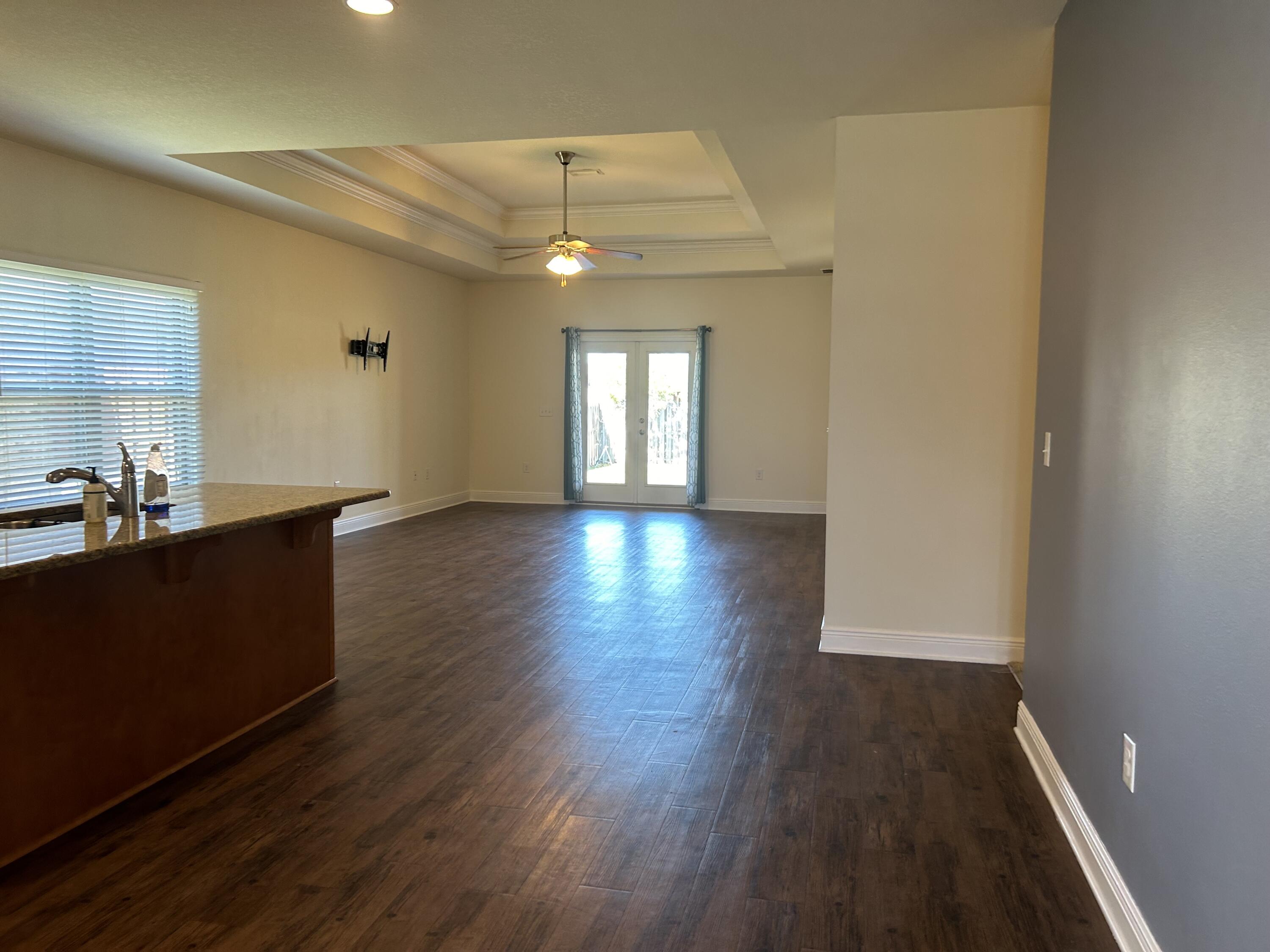 Redstone Commons - Residential Lease