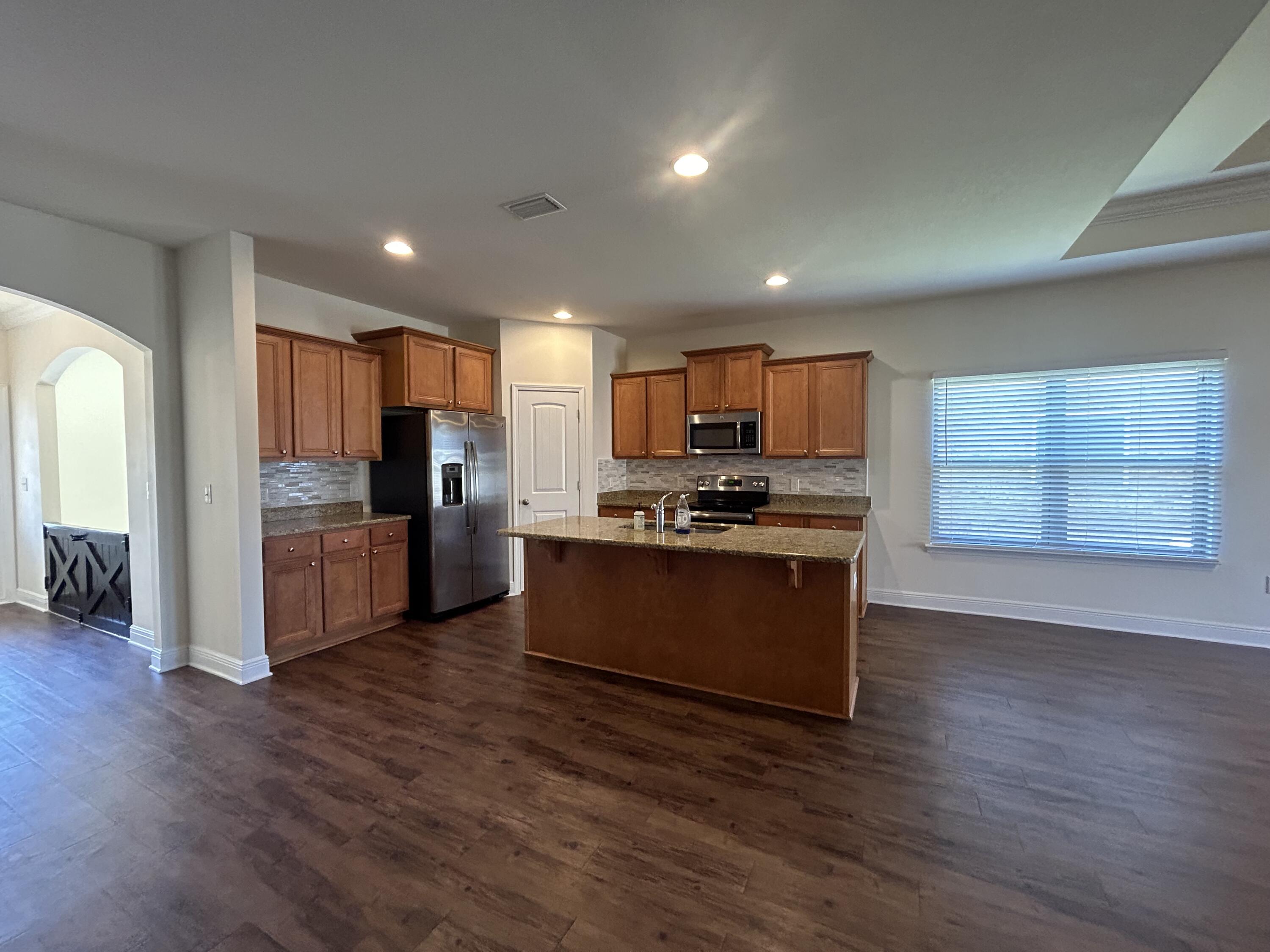 Redstone Commons - Residential Lease