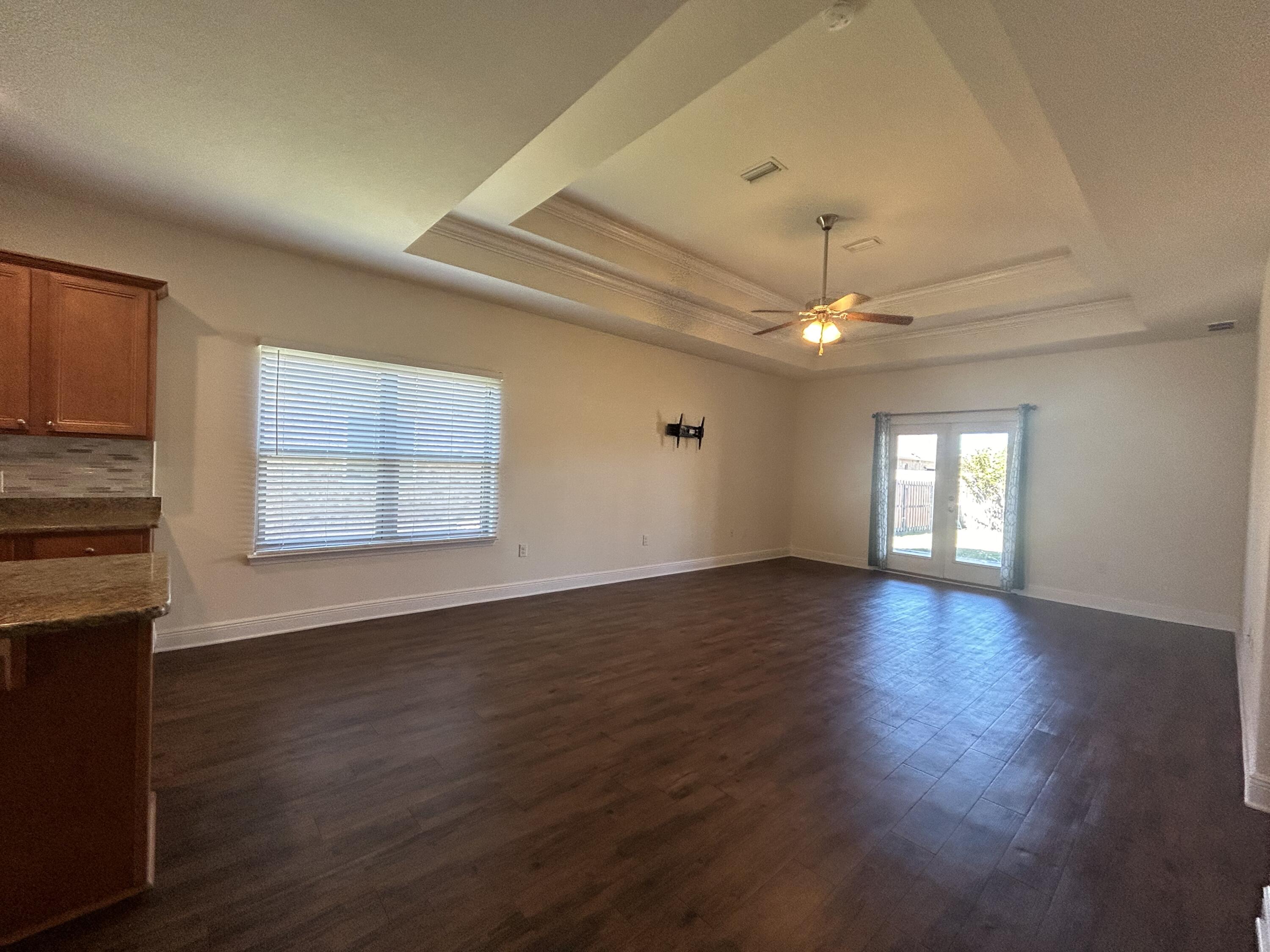 Redstone Commons - Residential Lease