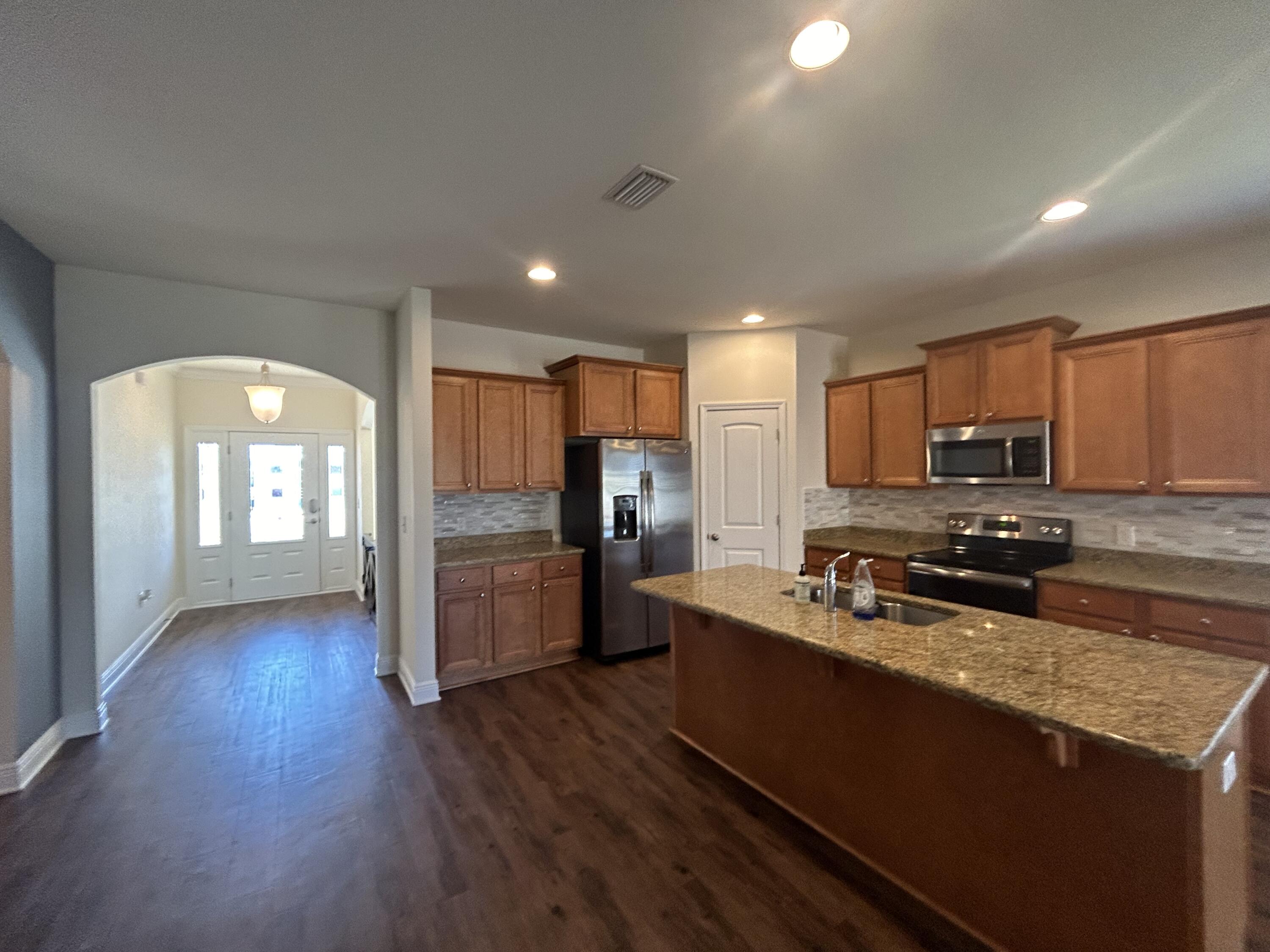 Redstone Commons - Residential Lease