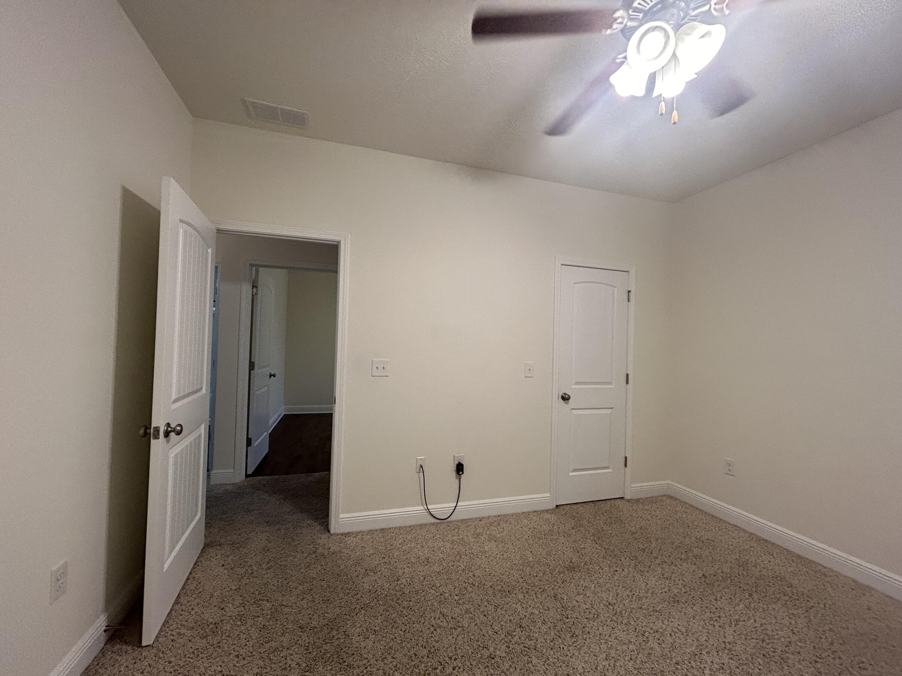 Redstone Commons - Residential Lease