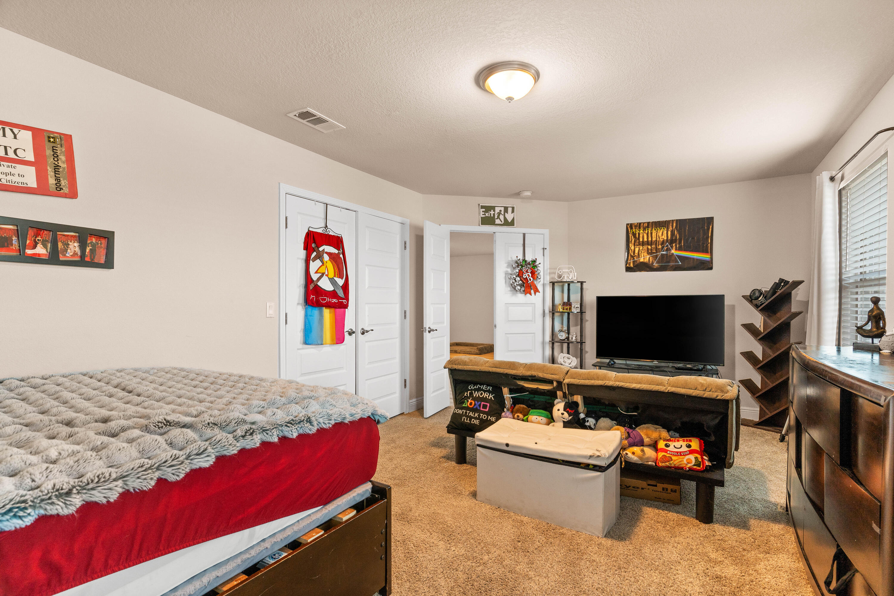 RIDGEWAY LANDING PHASE 1 - Residential Lease