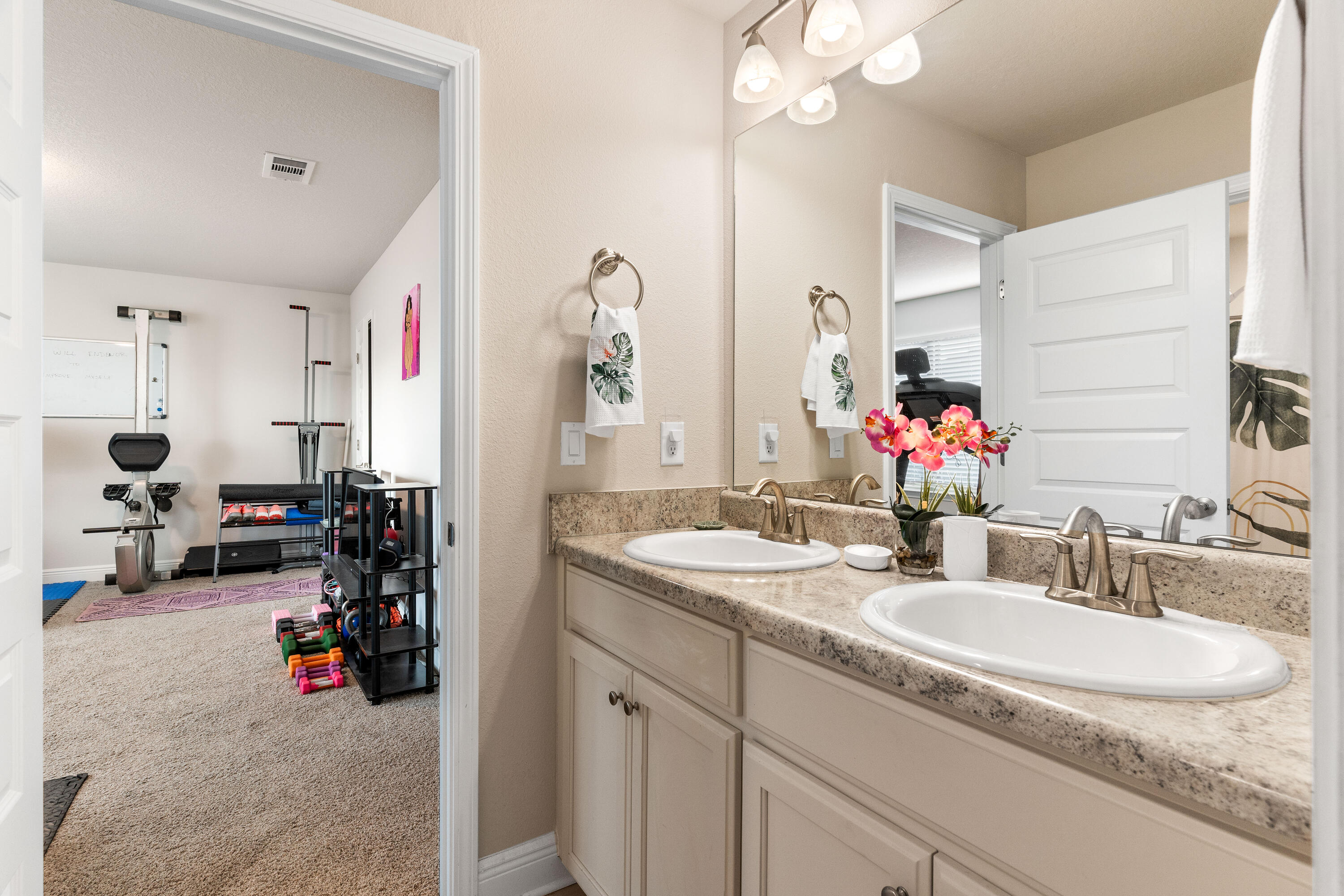 RIDGEWAY LANDING PHASE 1 - Residential Lease