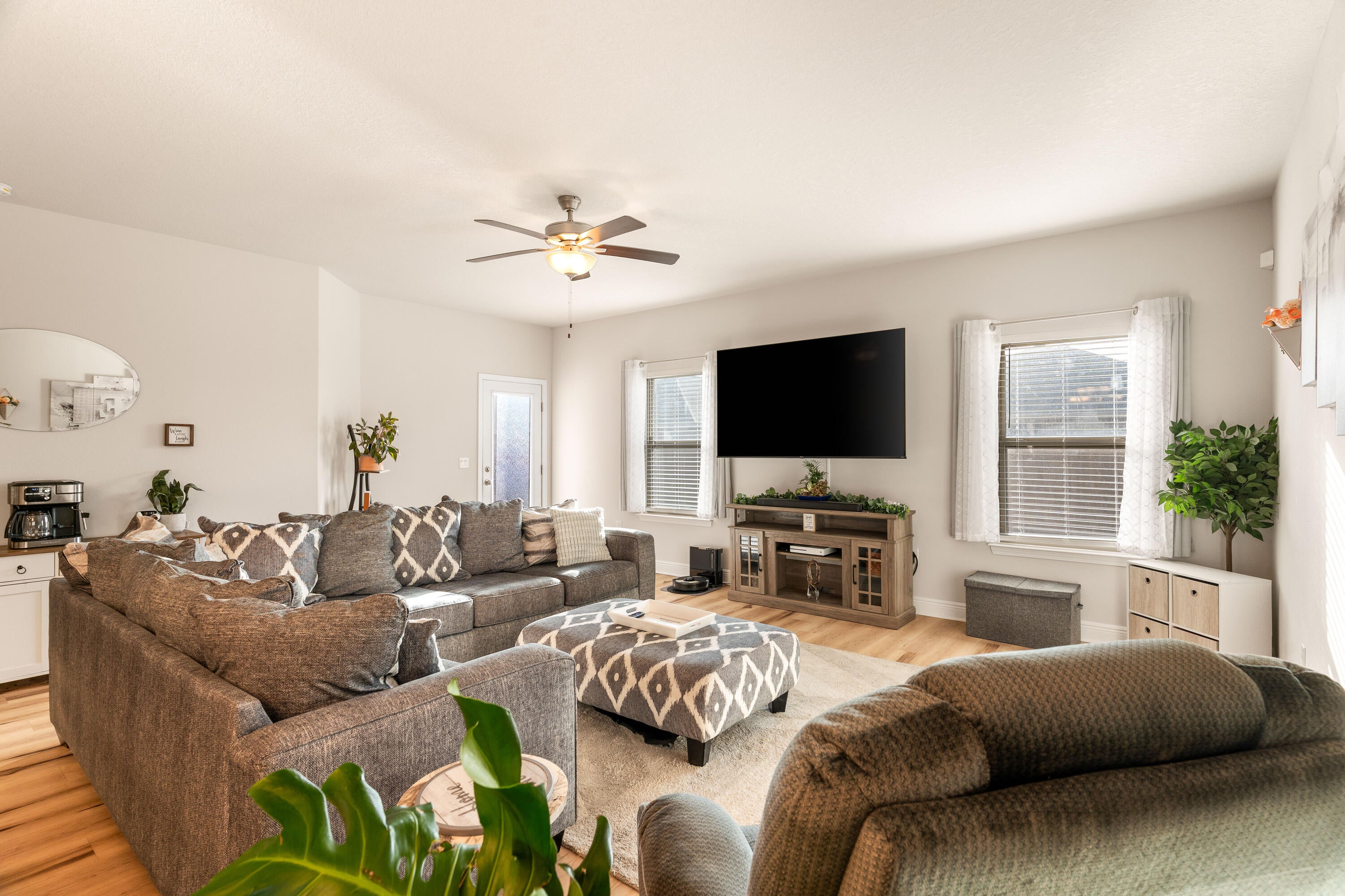 RIDGEWAY LANDING PHASE 1 - Residential Lease