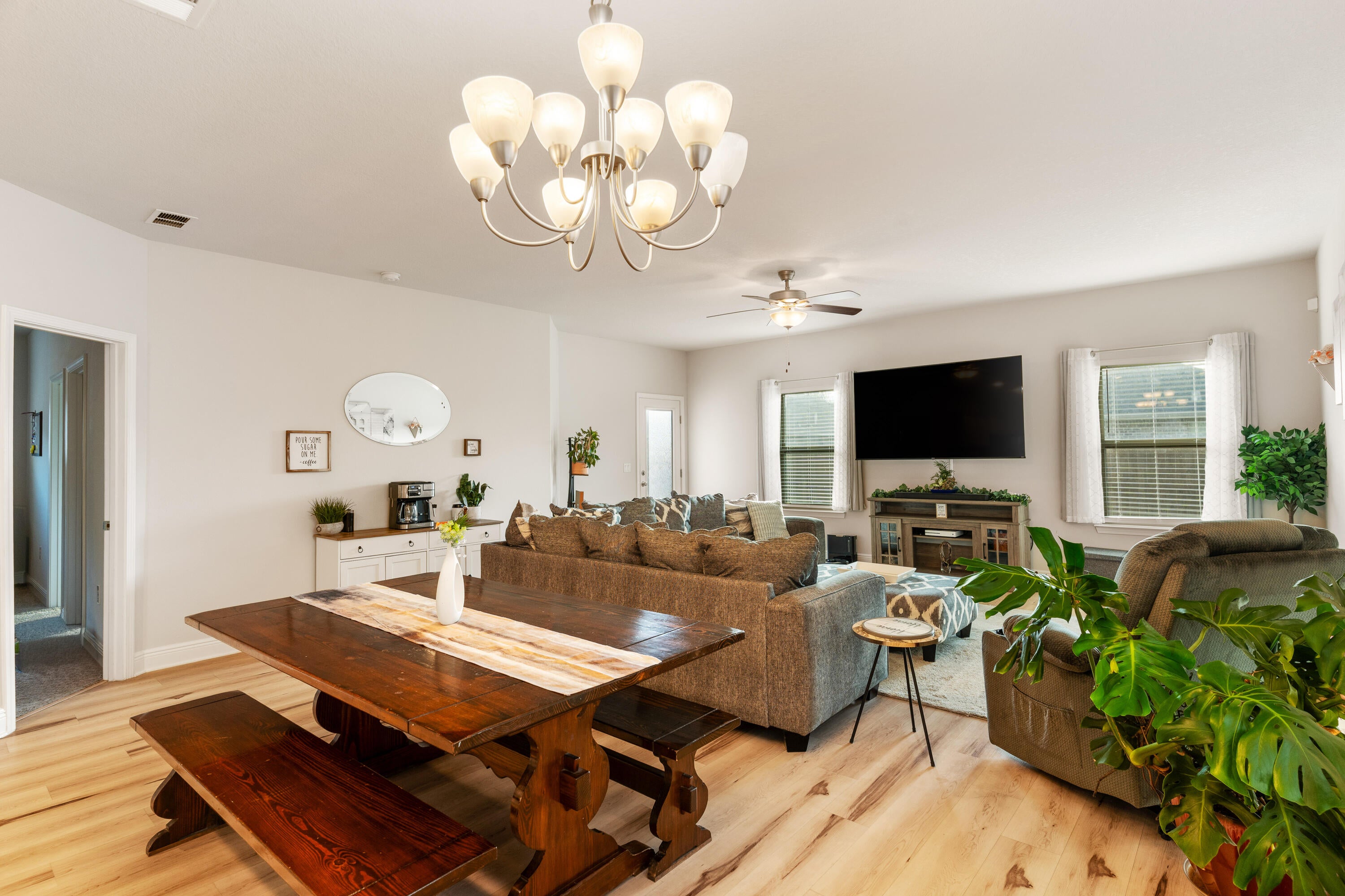 RIDGEWAY LANDING PHASE 1 - Residential Lease