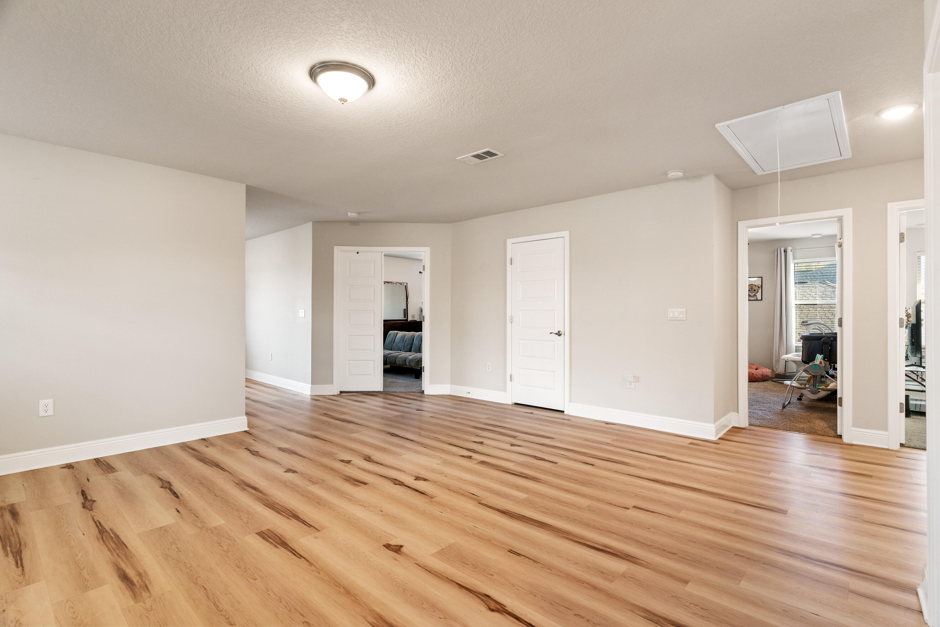 RIDGEWAY LANDING PHASE 1 - Residential Lease