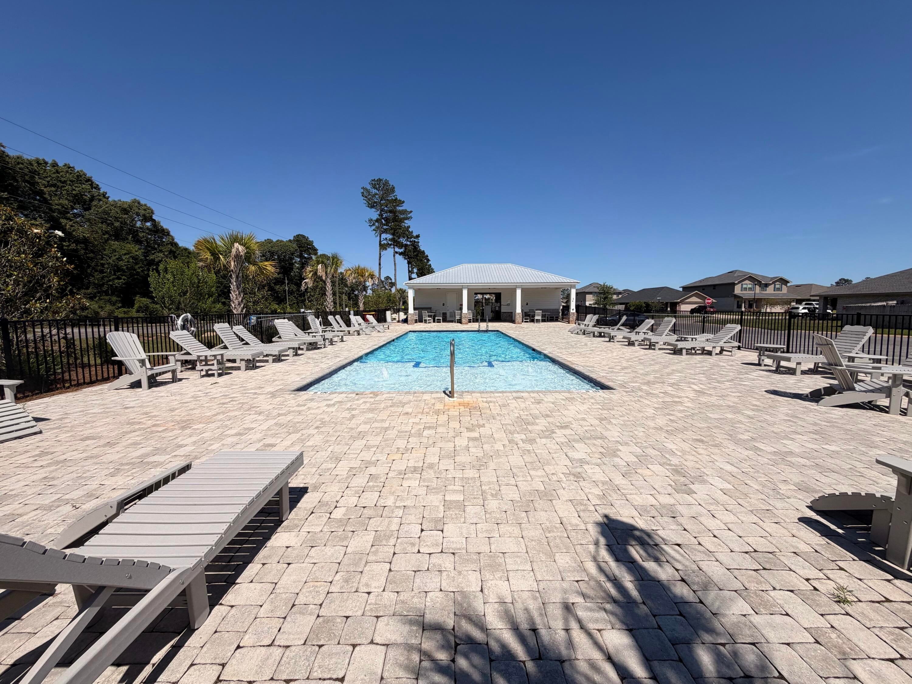 RIDGEWAY LANDING PHASE 1 - Residential Lease