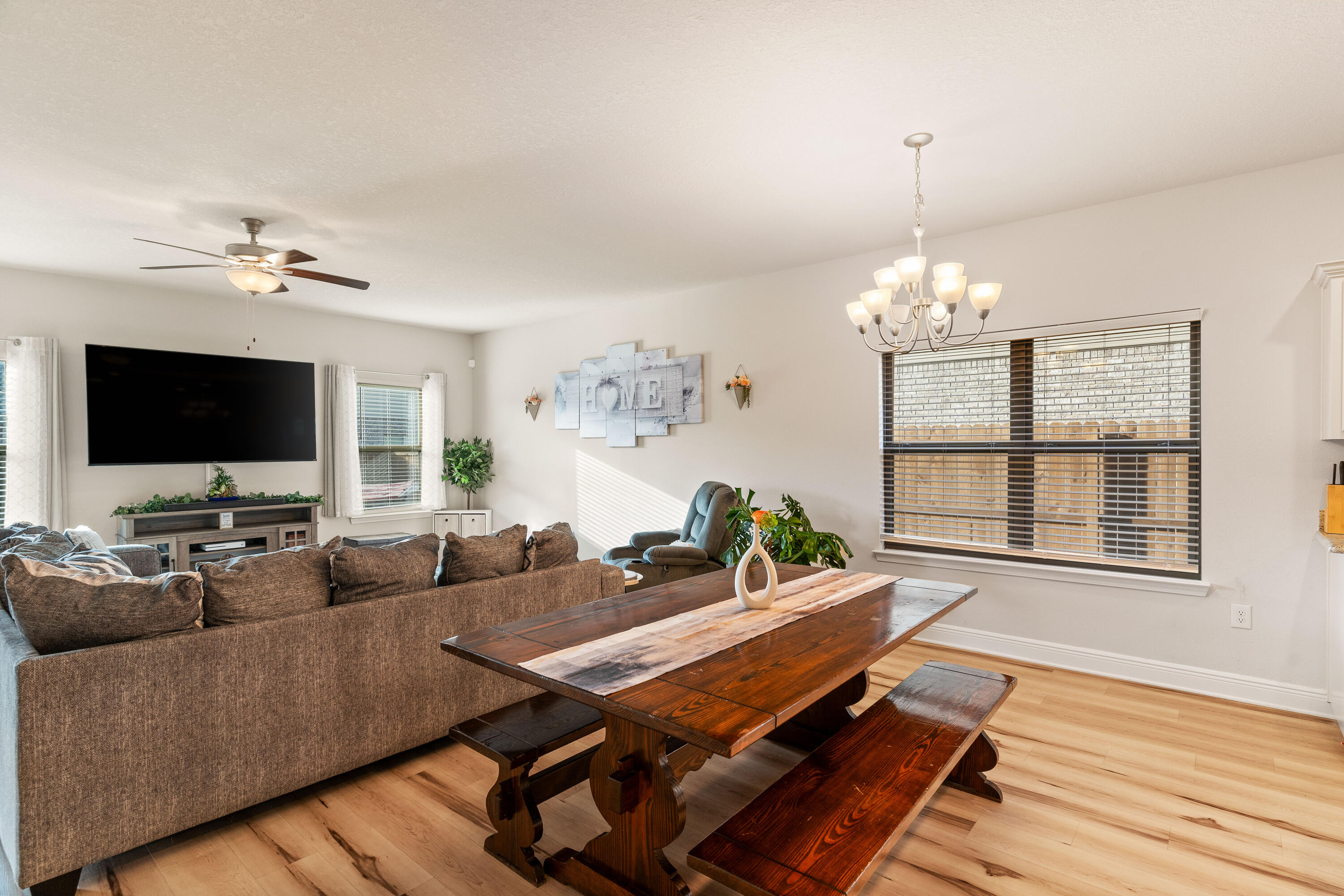 RIDGEWAY LANDING PHASE 1 - Residential Lease