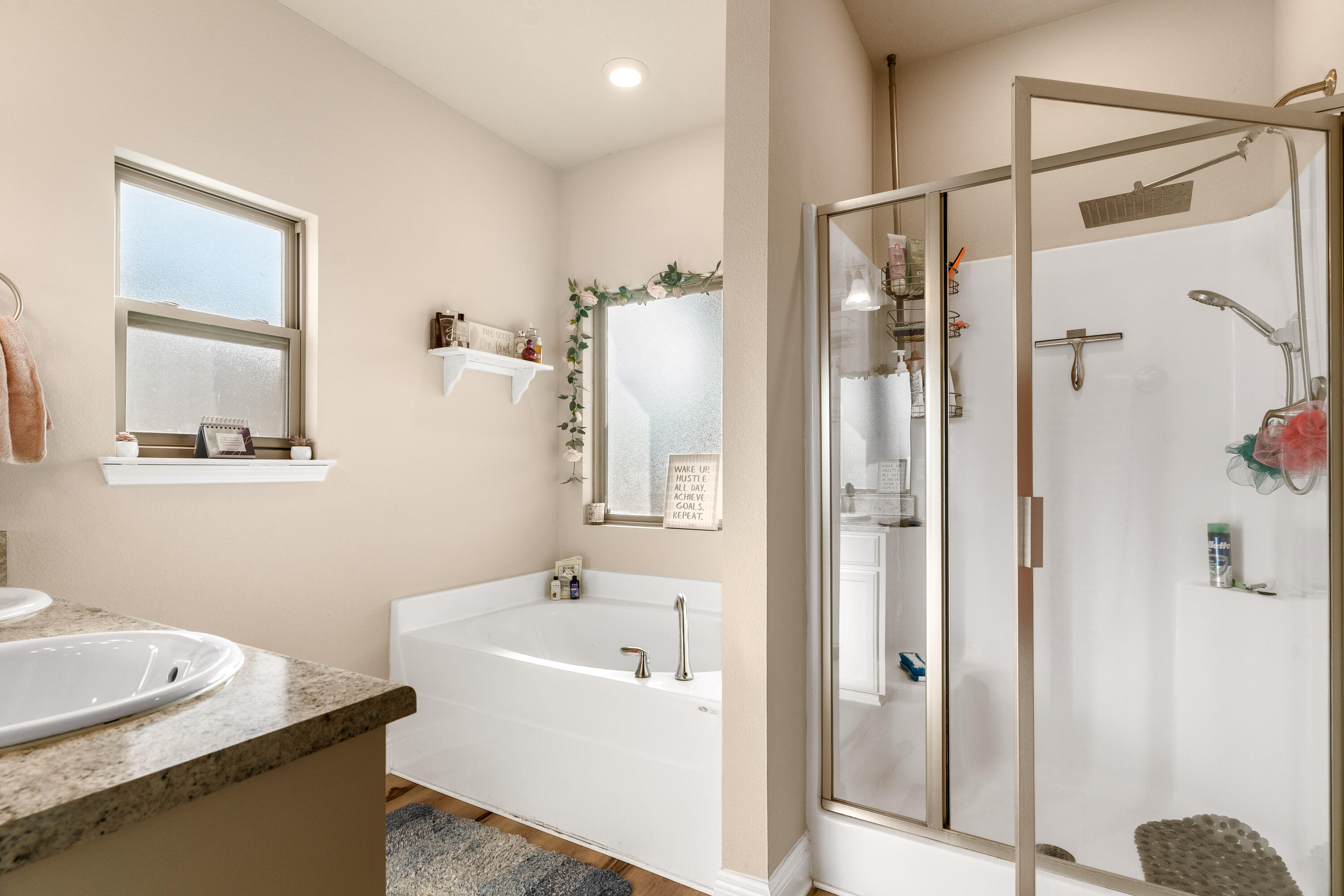 RIDGEWAY LANDING PHASE 1 - Residential Lease
