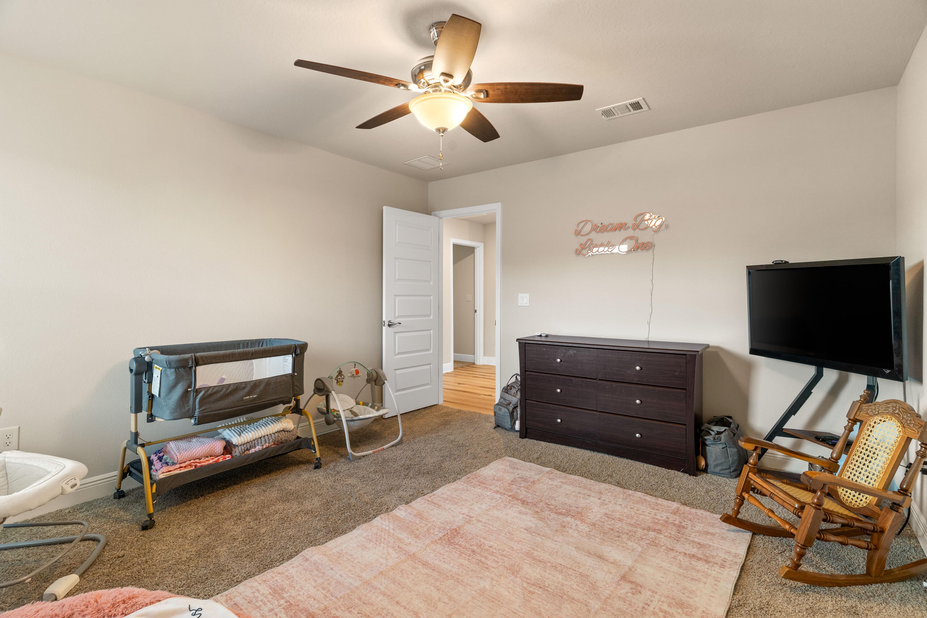 RIDGEWAY LANDING PHASE 1 - Residential Lease
