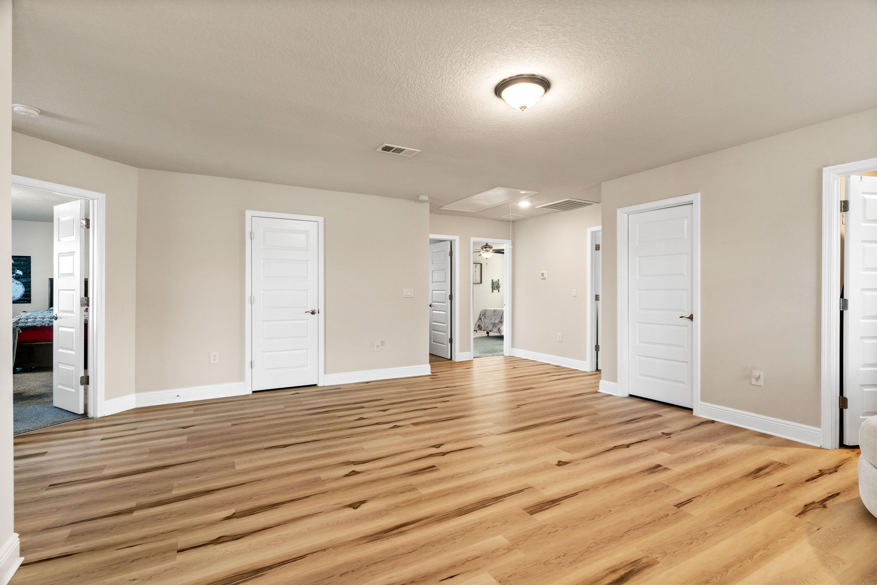 RIDGEWAY LANDING PHASE 1 - Residential Lease