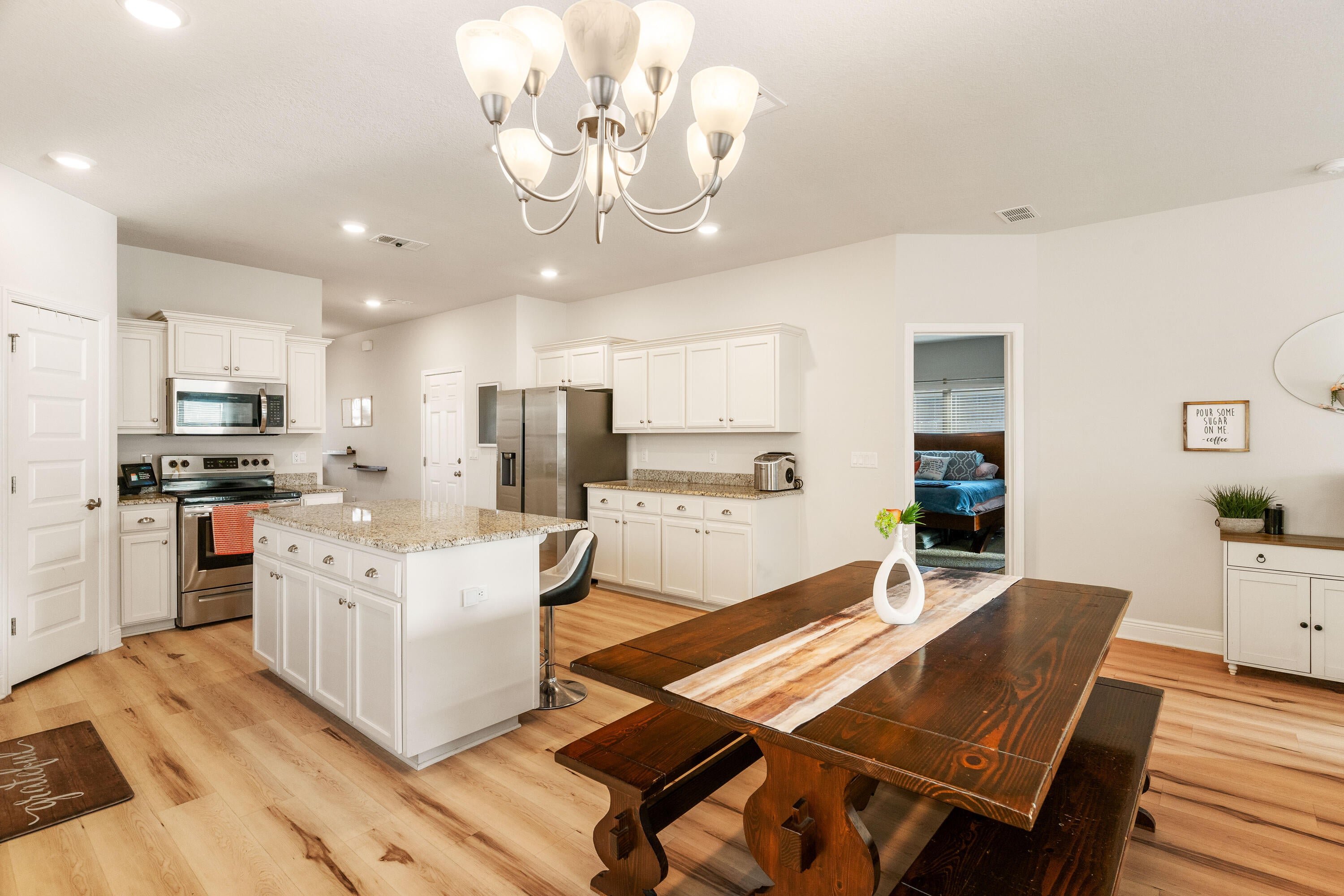 RIDGEWAY LANDING PHASE 1 - Residential Lease