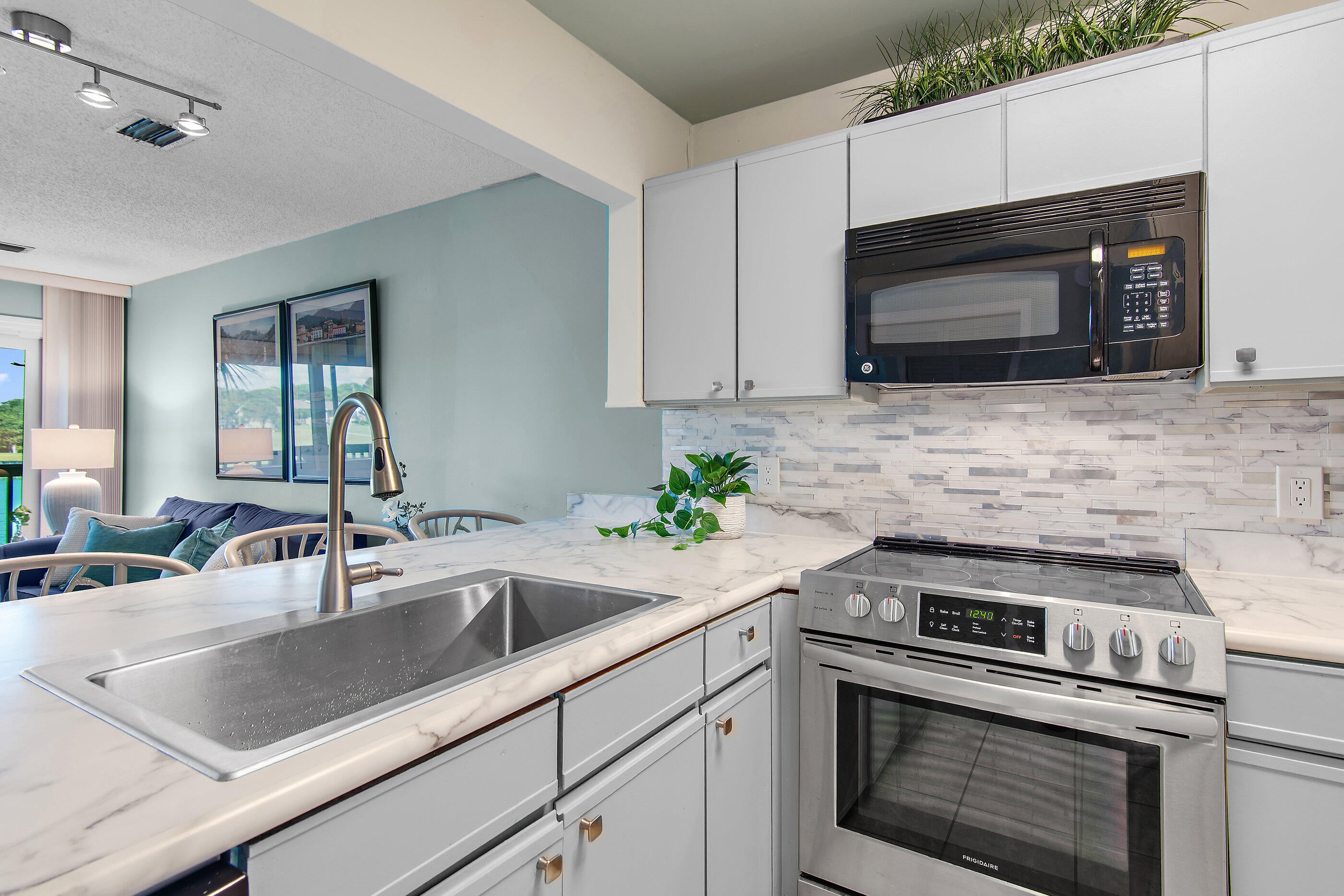 SEASCAPE CONDO PH 6B PH 2 - Residential