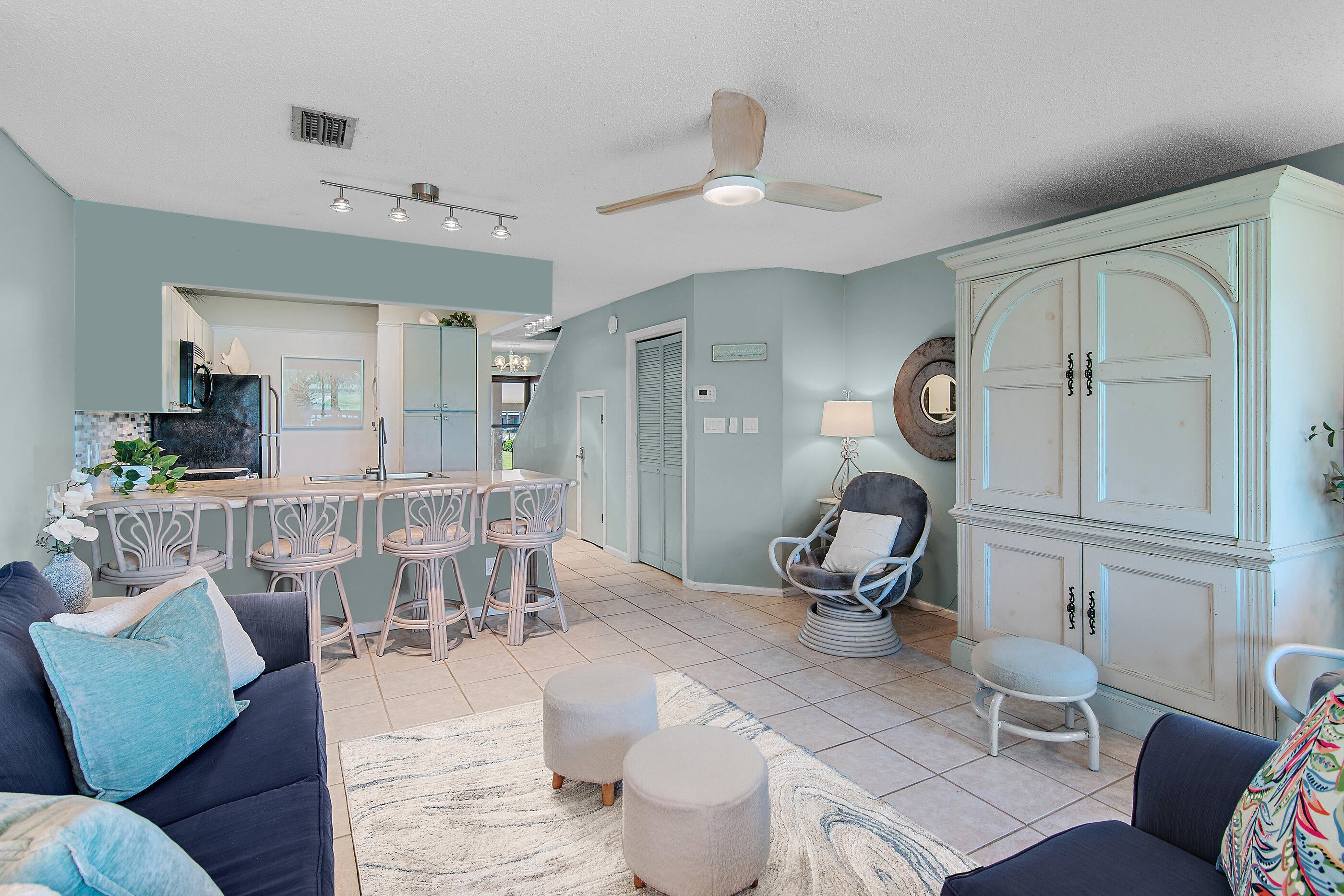 SEASCAPE CONDO PH 6B PH 2 - Residential