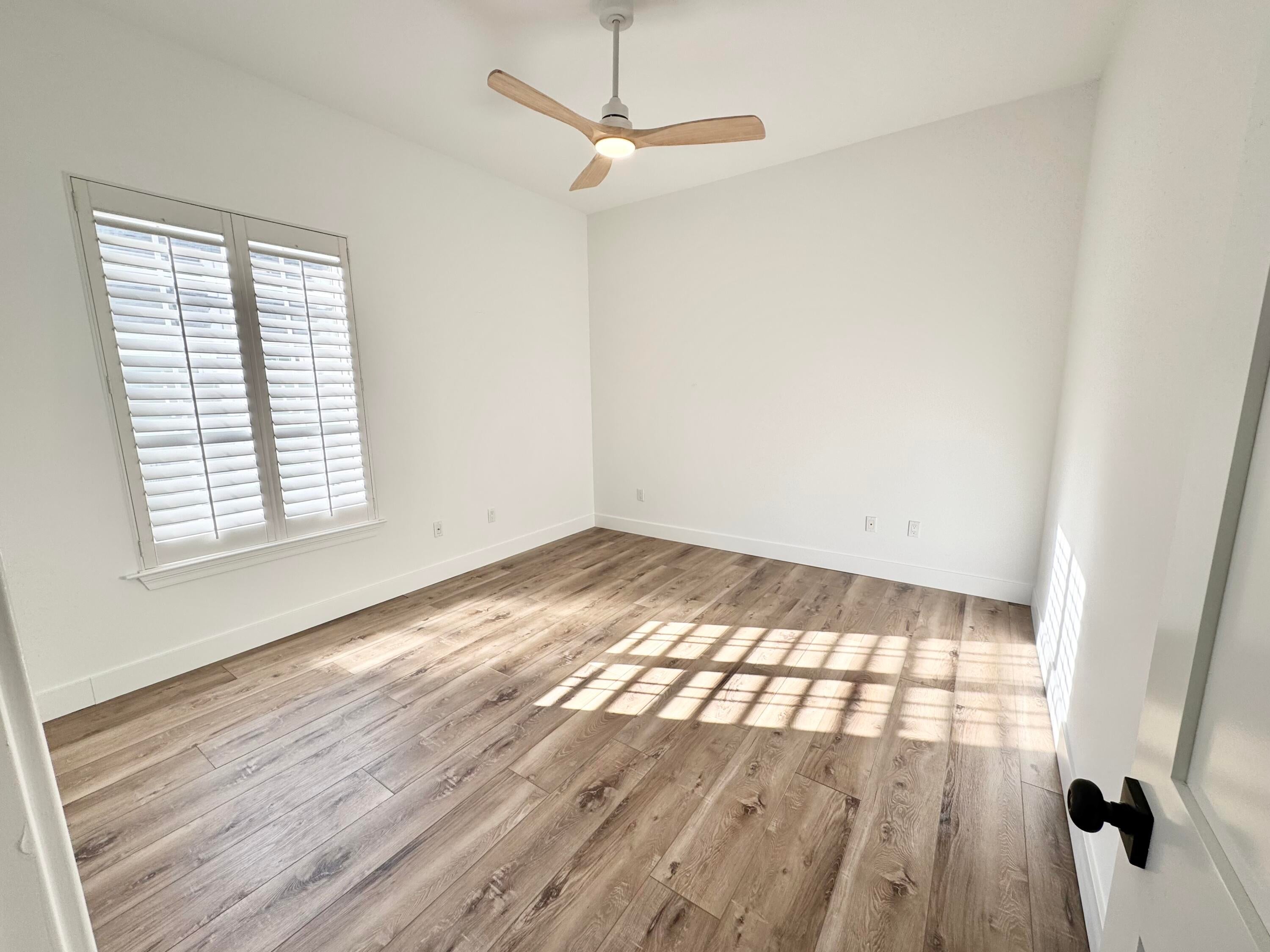 EMERALD LAKES PH 1 - Residential