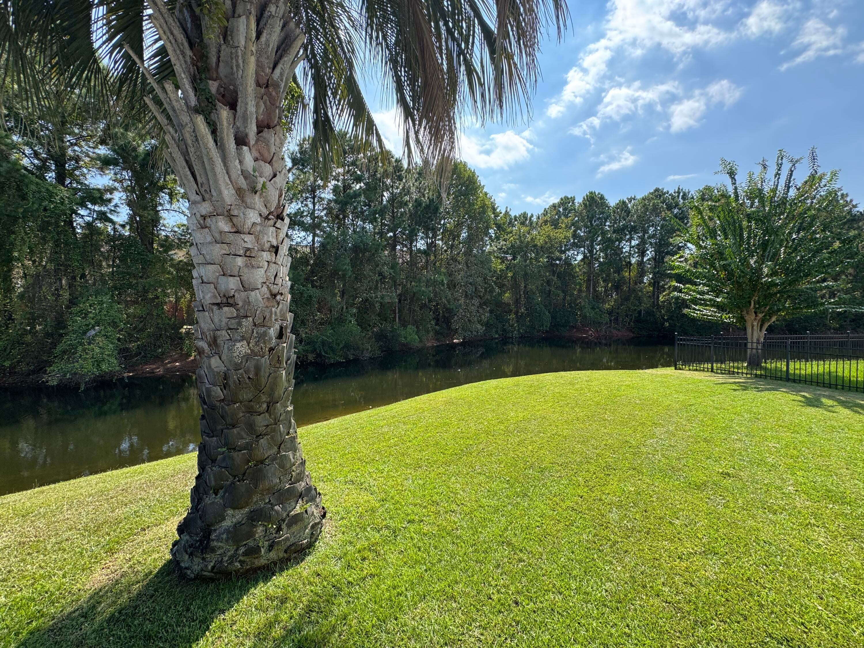 EMERALD LAKES PH 1 - Residential