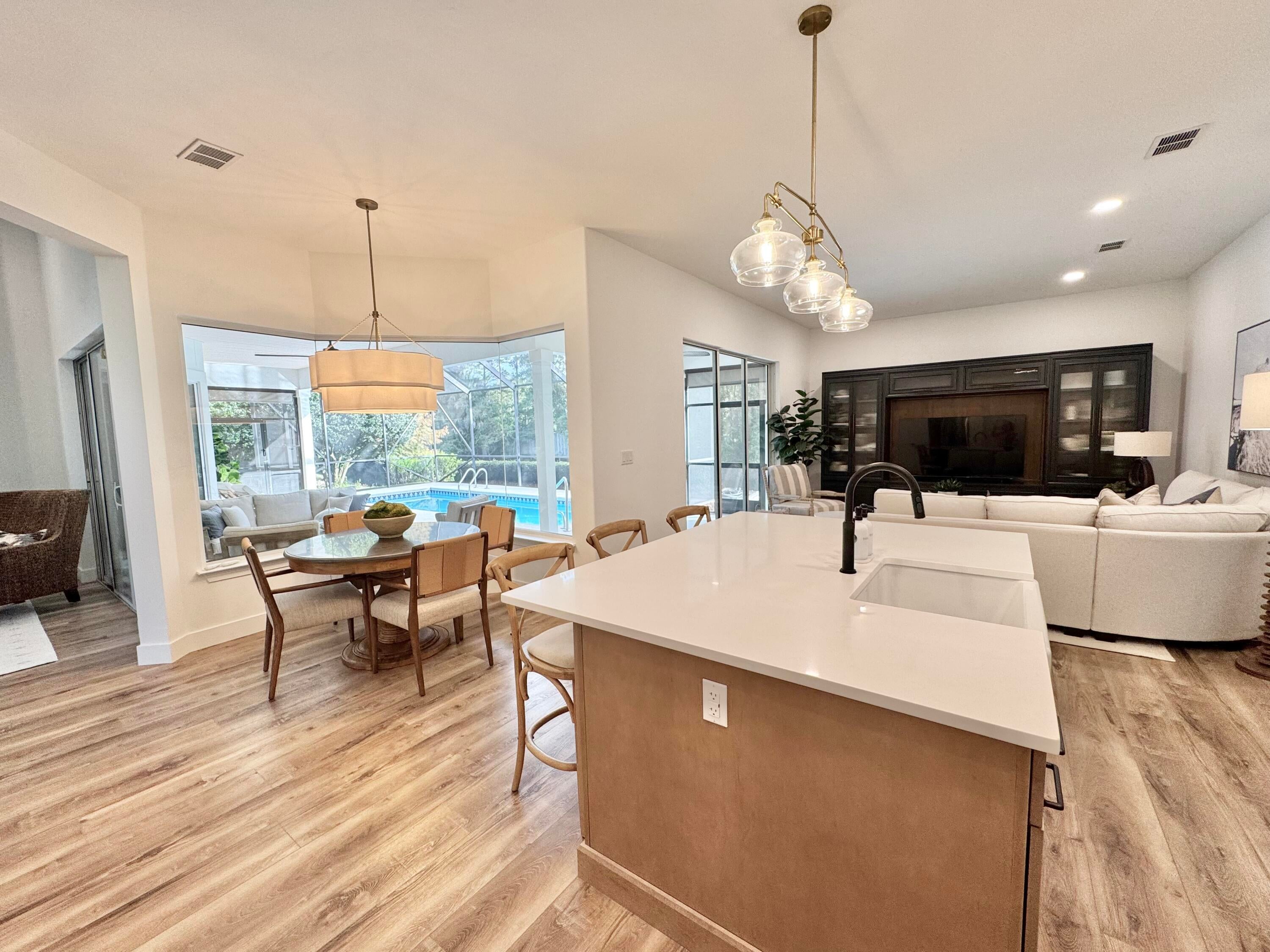 EMERALD LAKES PH 1 - Residential