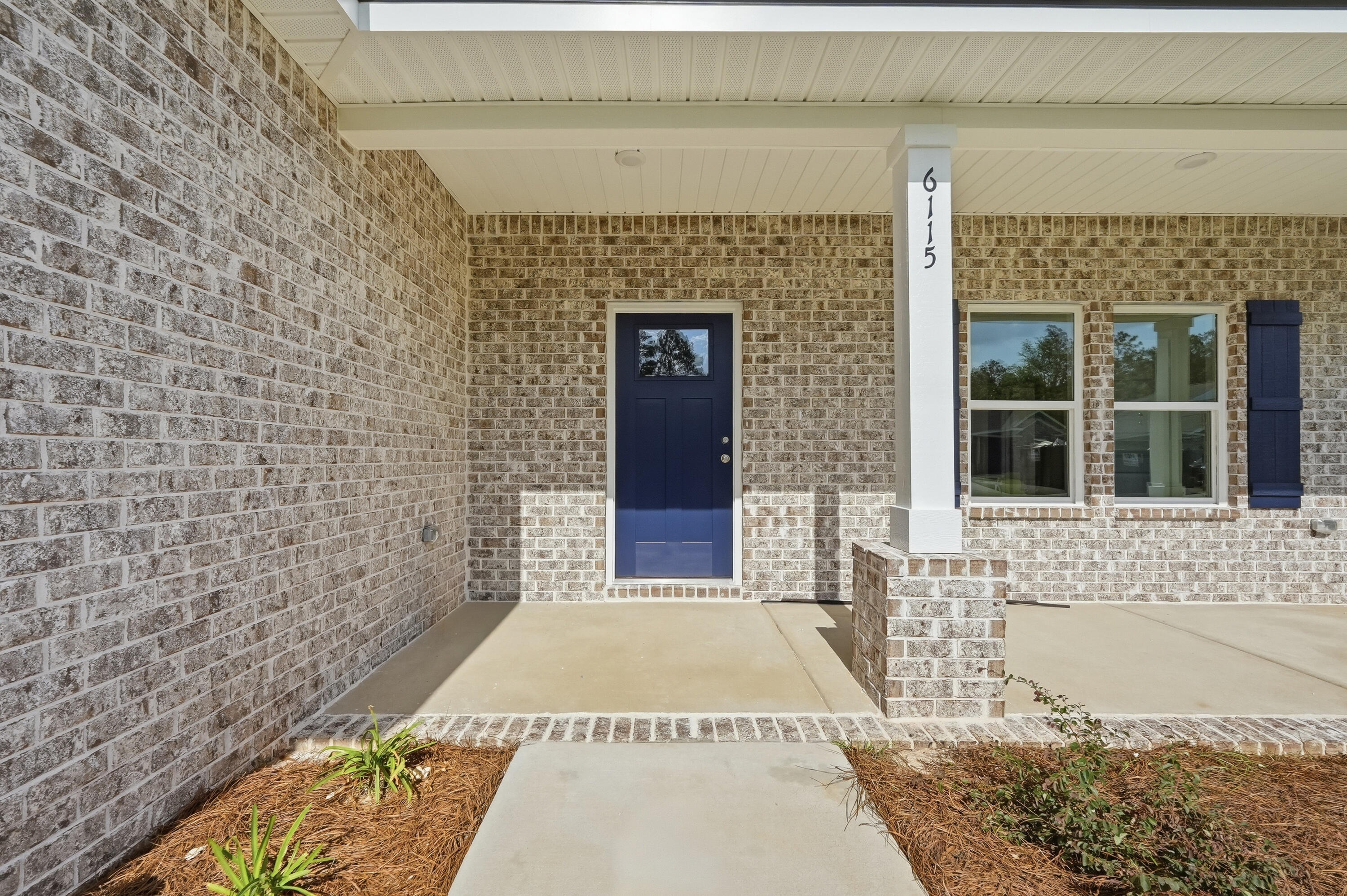 SOUTHERN CHARM - Residential