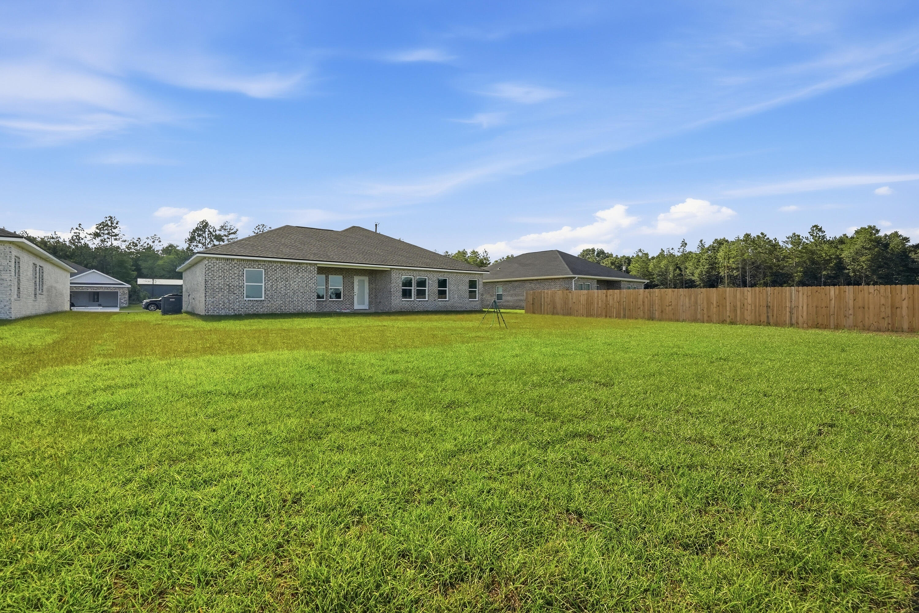 SOUTHERN CHARM - Residential