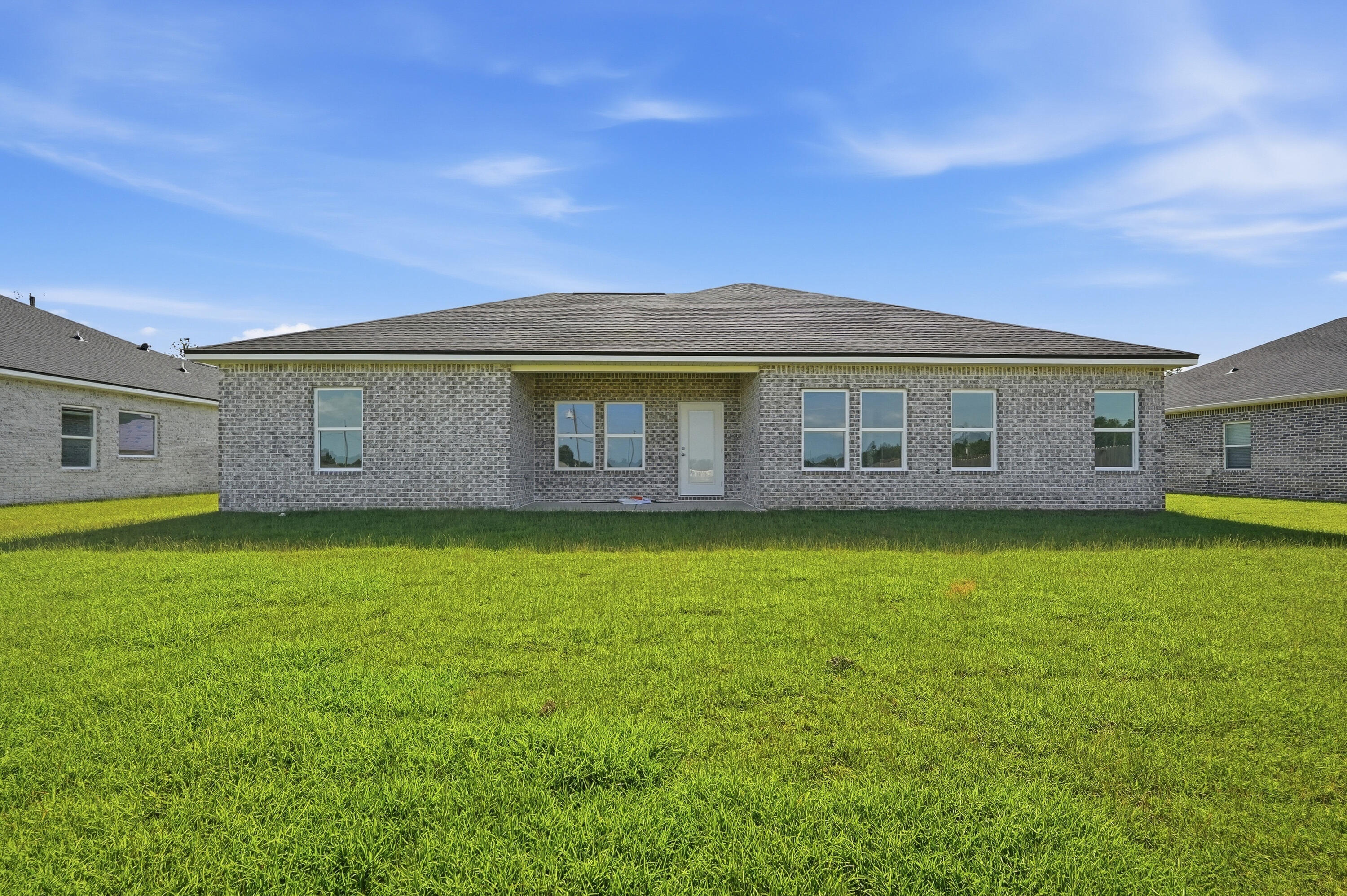 SOUTHERN CHARM - Residential
