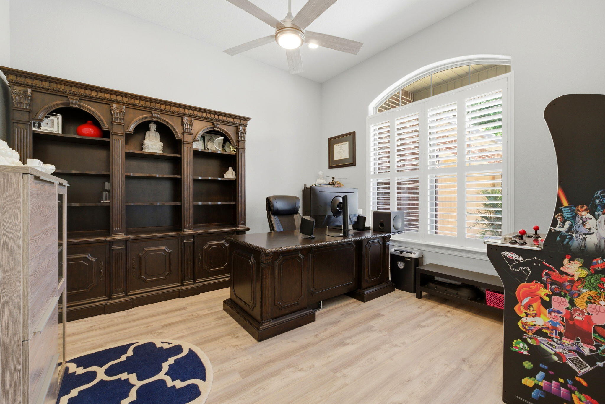 CAMELLIAS - Residential