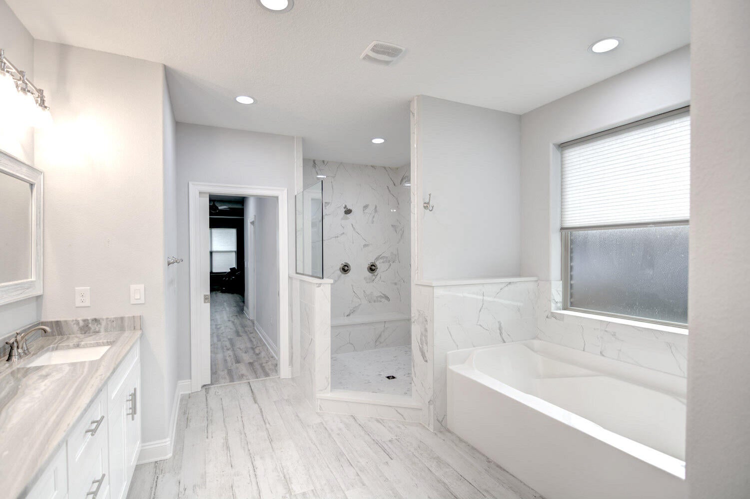 CAMELLIAS - Residential