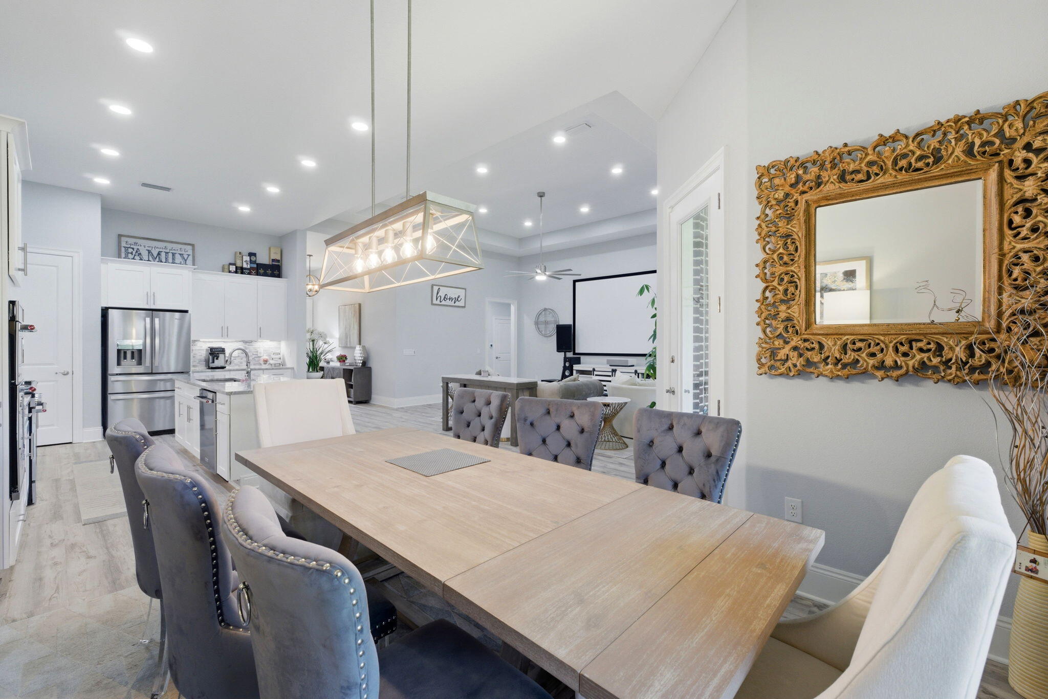 CAMELLIAS - Residential