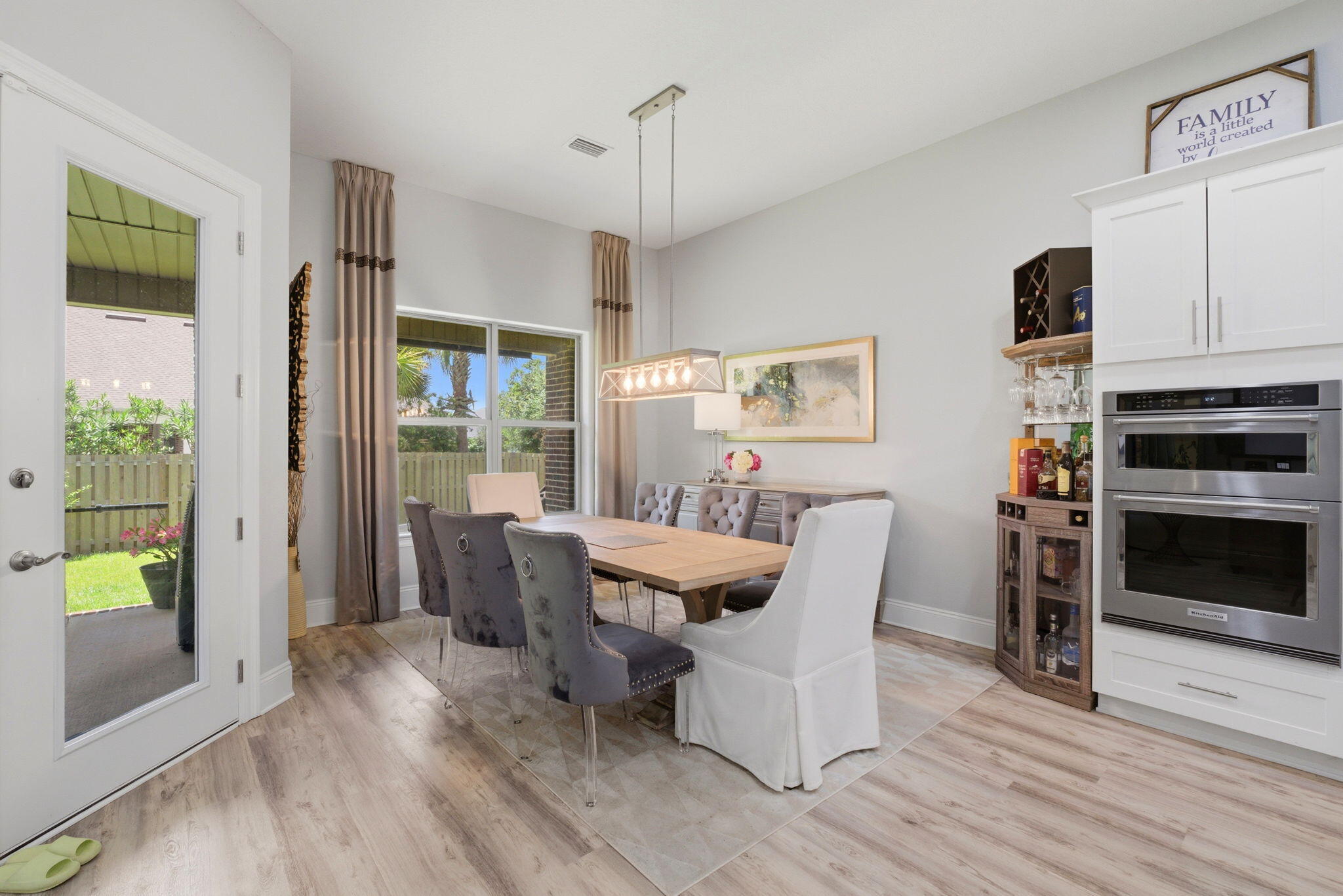 CAMELLIAS - Residential
