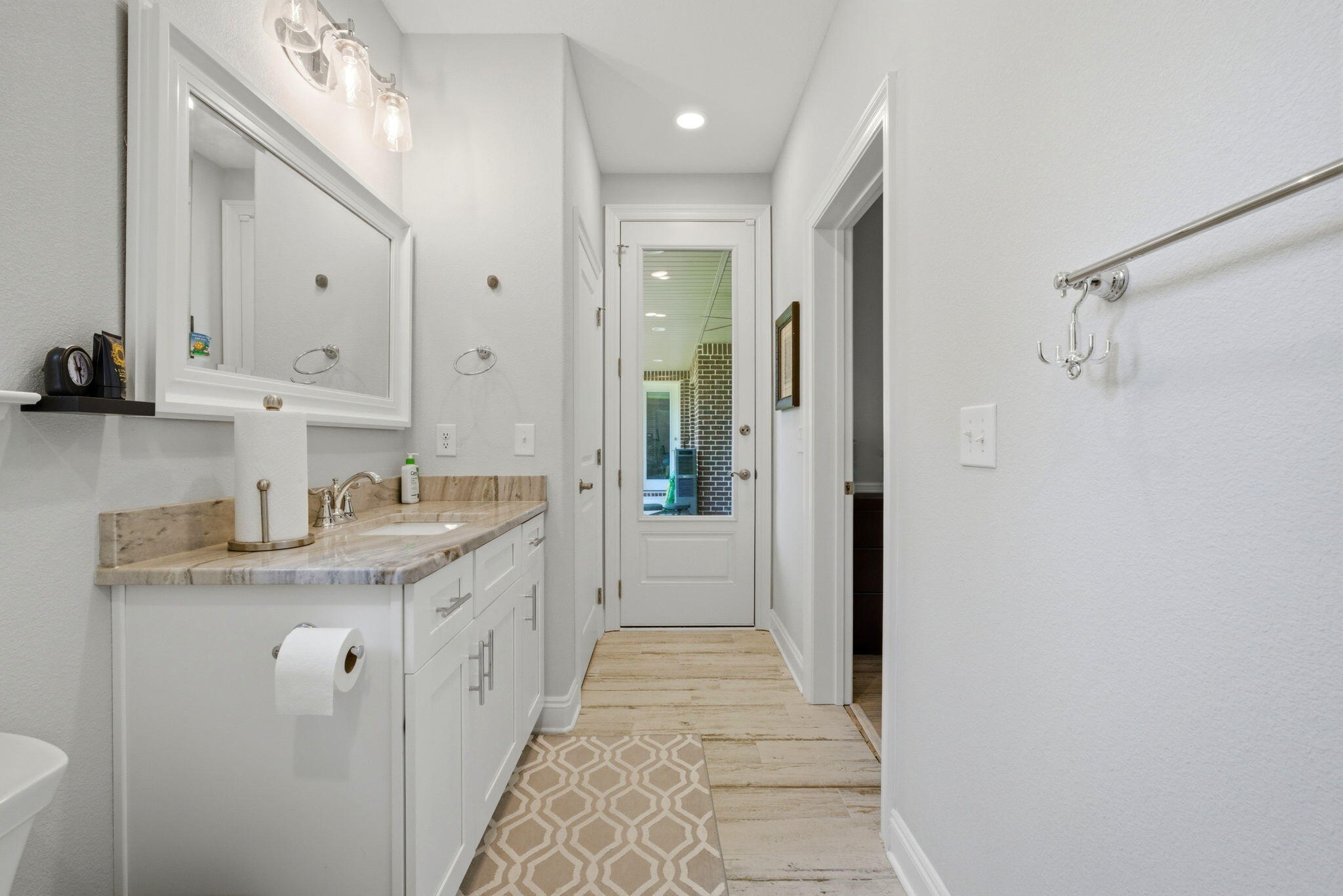 CAMELLIAS - Residential