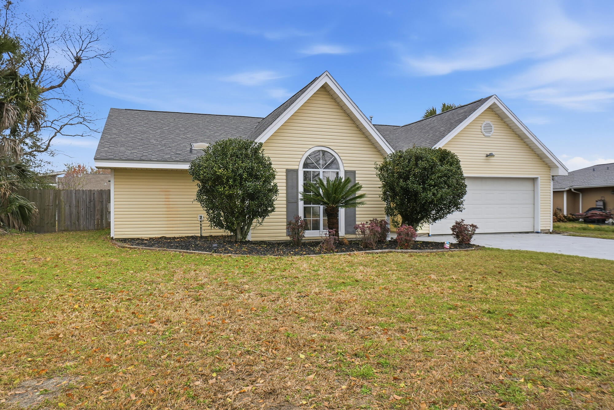DERBY WOODS - Residential Lease