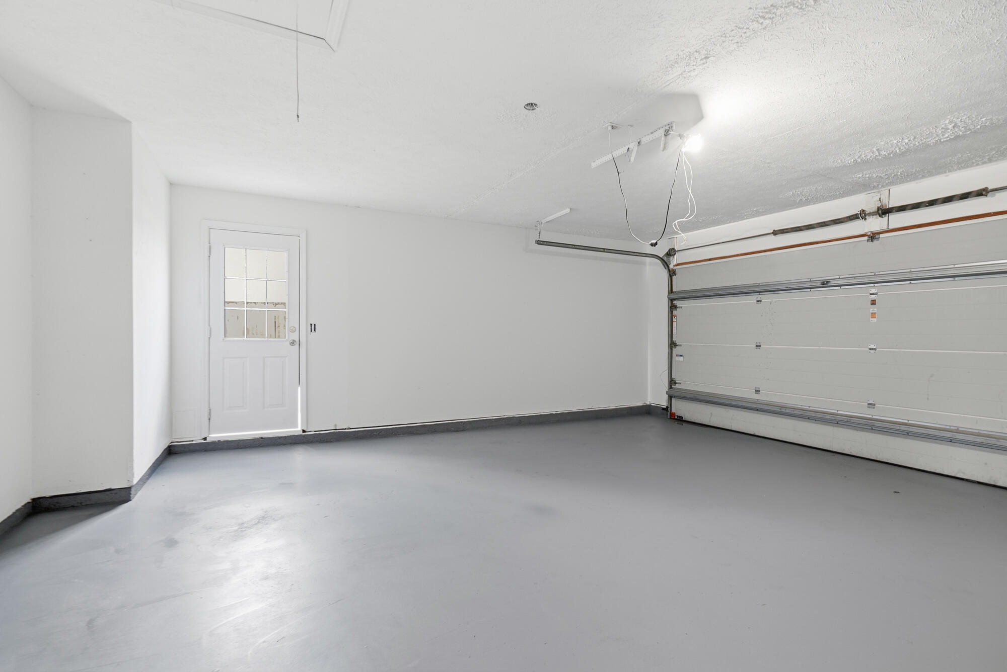 DERBY WOODS - Residential Lease