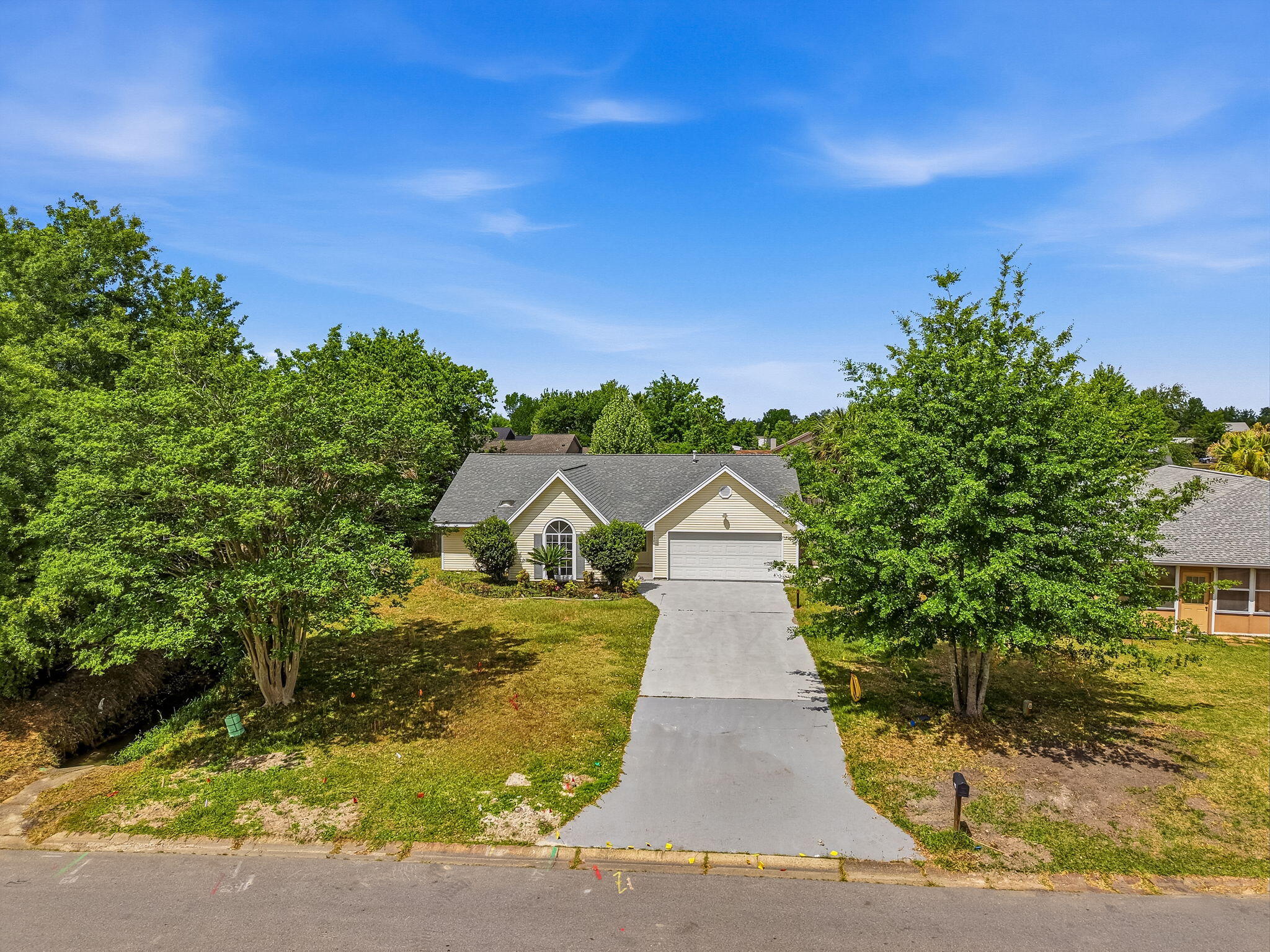 DERBY WOODS - Residential Lease