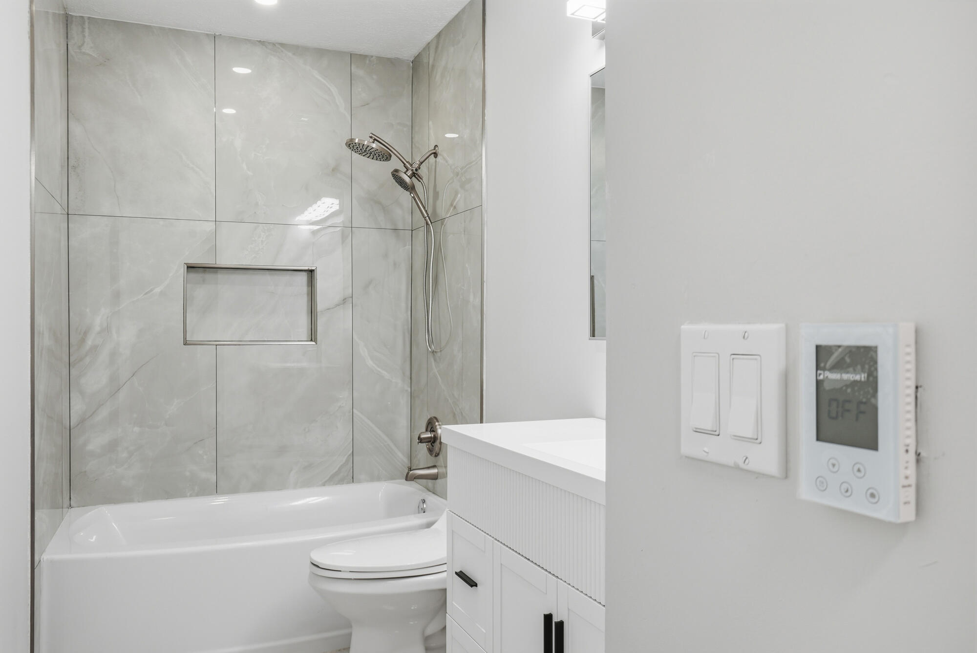 DERBY WOODS - Residential Lease