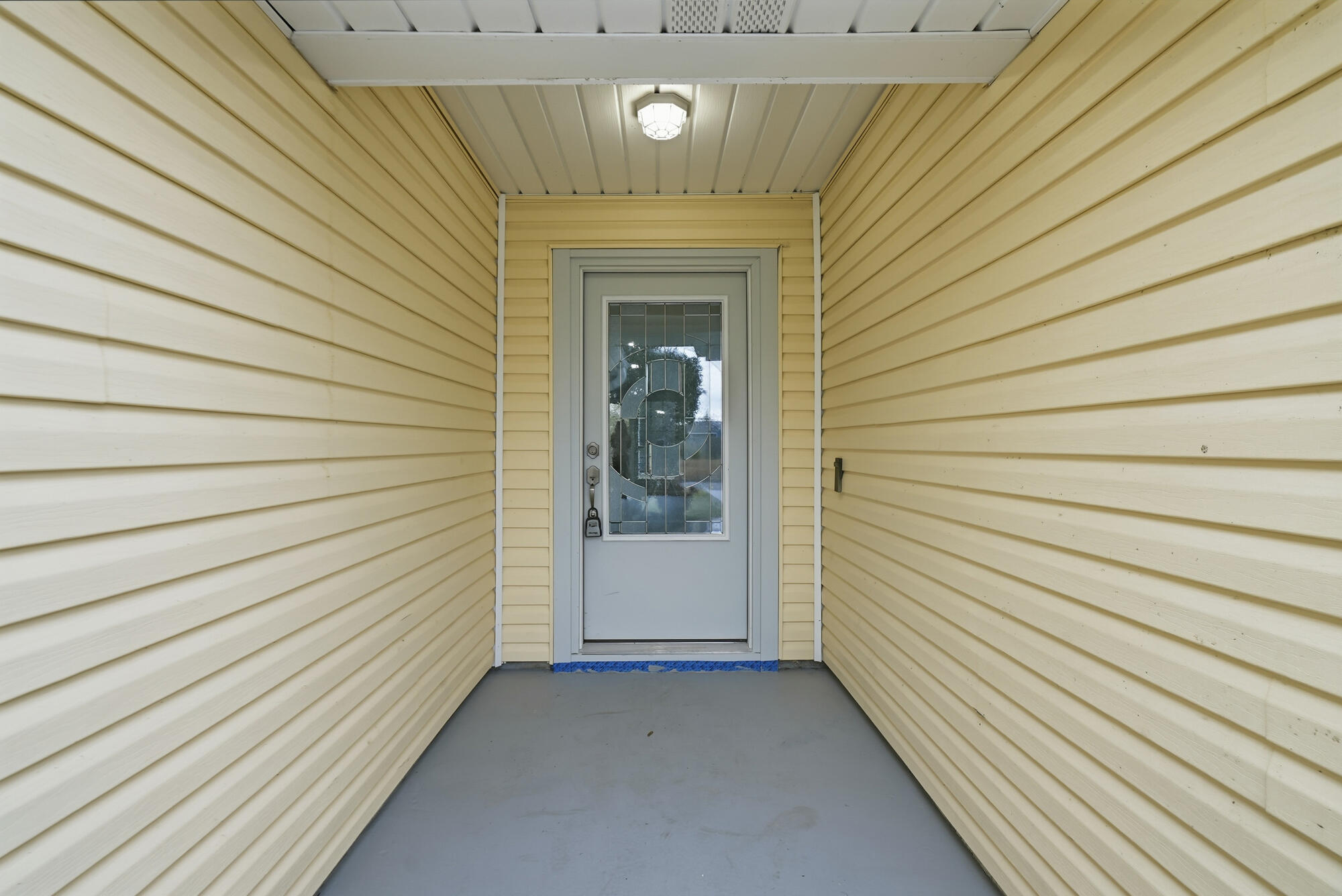 DERBY WOODS - Residential Lease