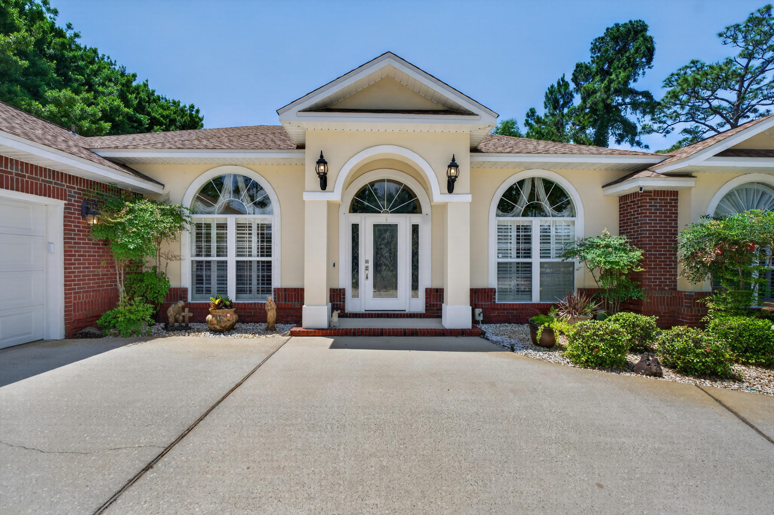 MAGNOLIA PLANTATION AT BLUEWATER BAY - Residential