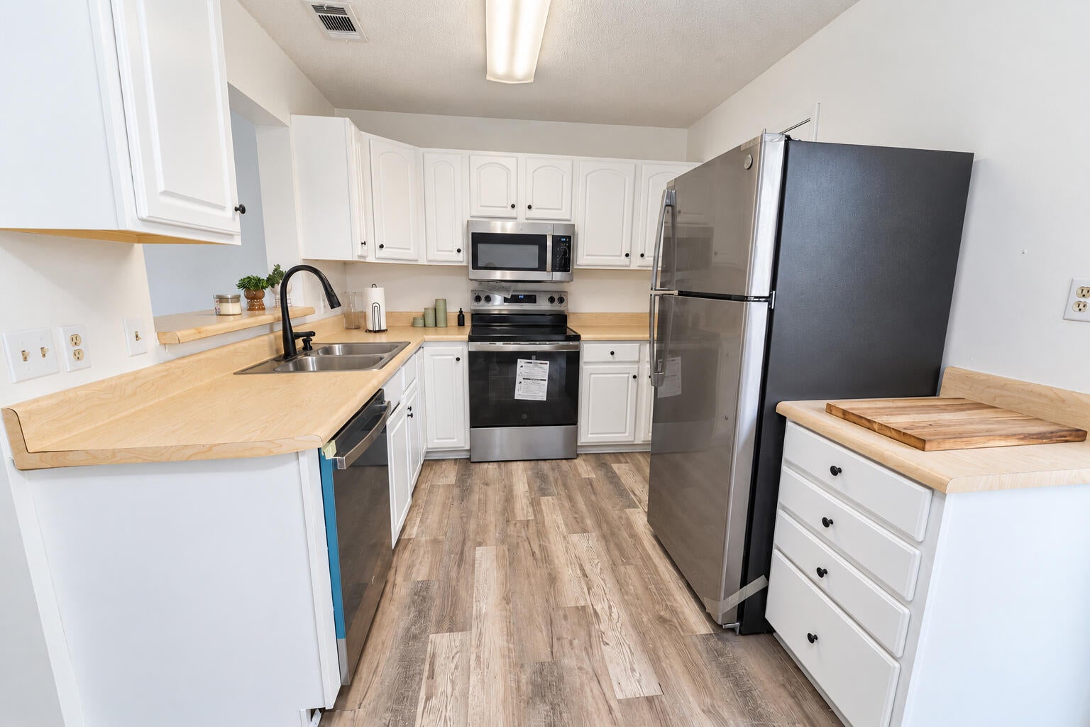 INDIAN HILLS - Residential