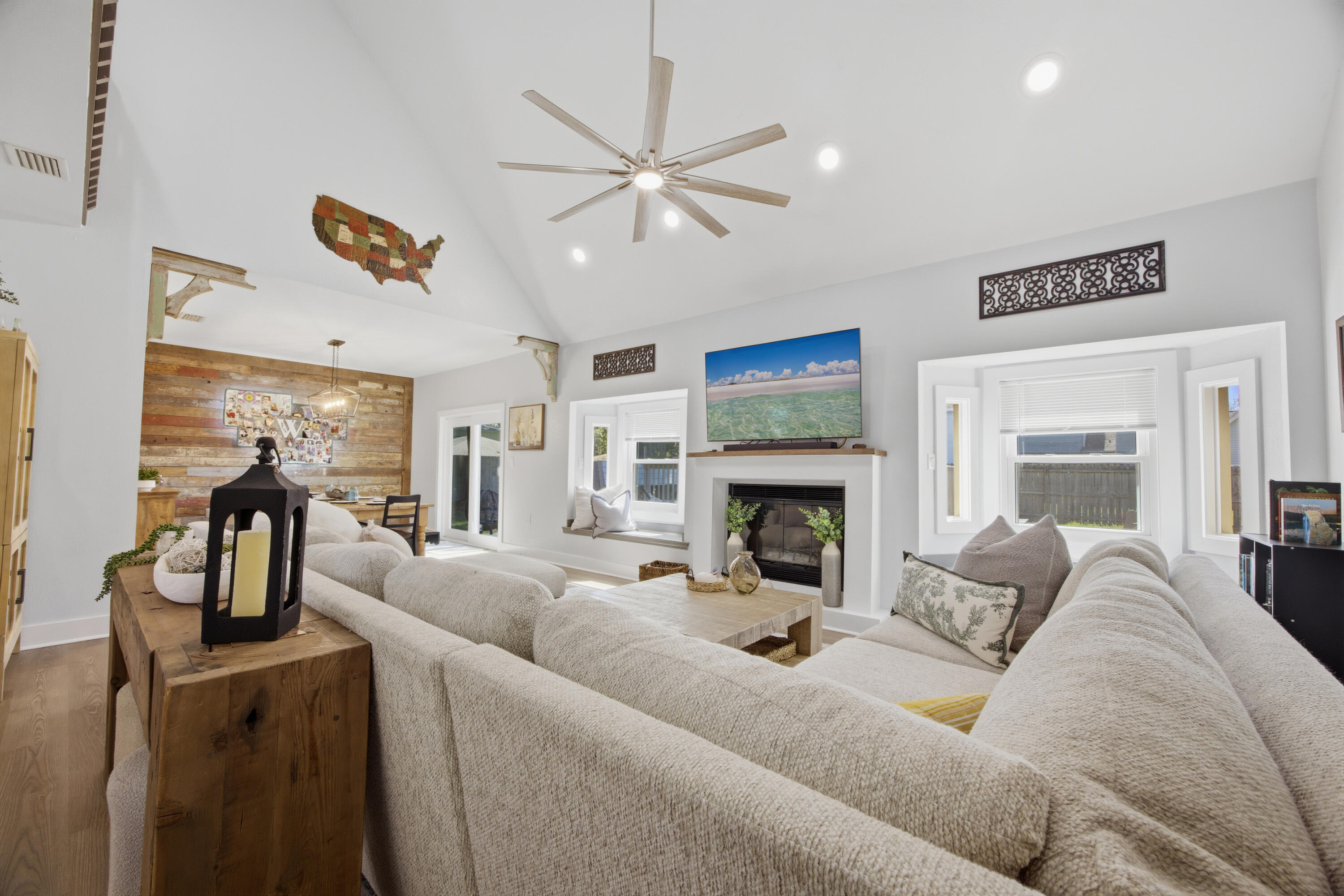 RAINTREE ESTATES #2 - Residential