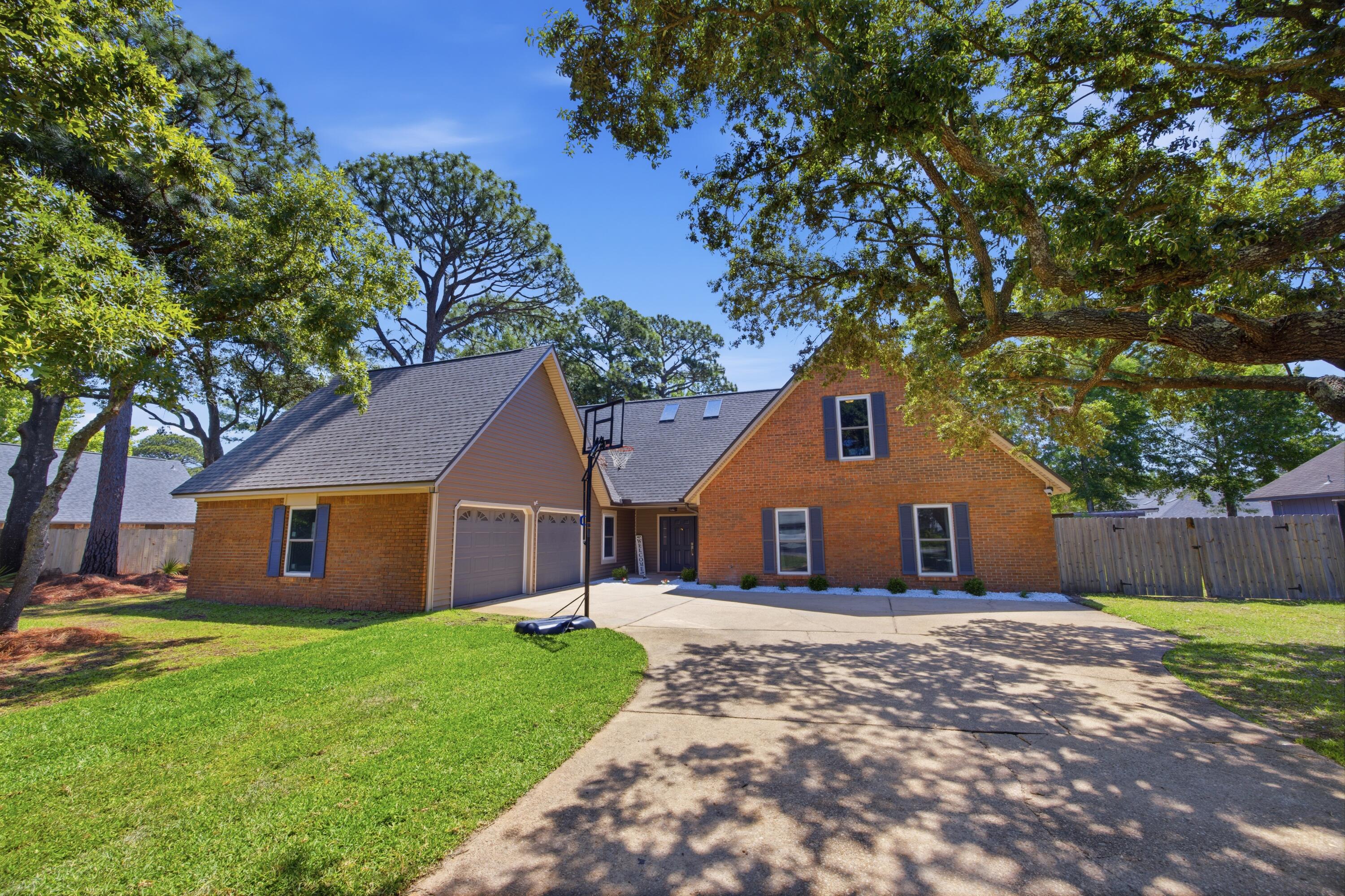 RAINTREE ESTATES #2 - Residential