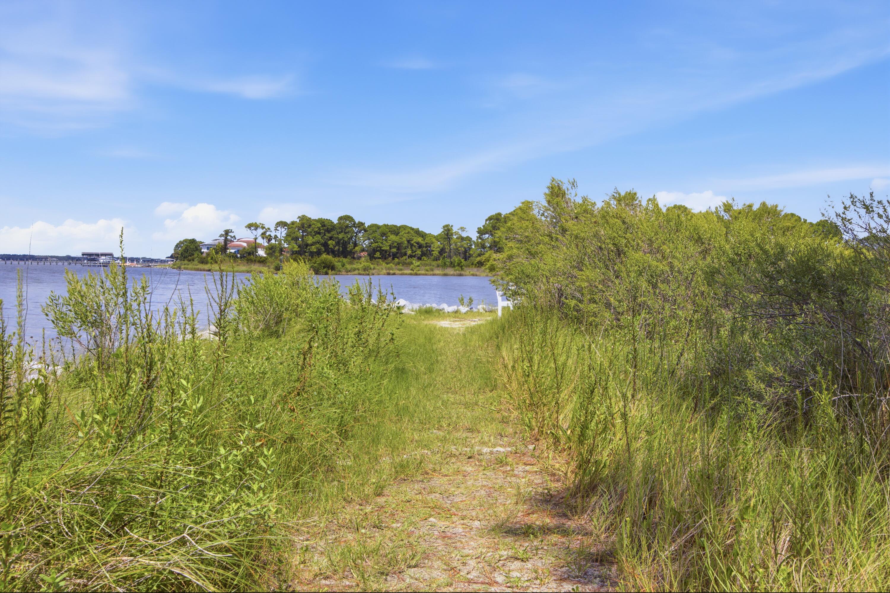 RAINTREE ESTATES #2 - Residential