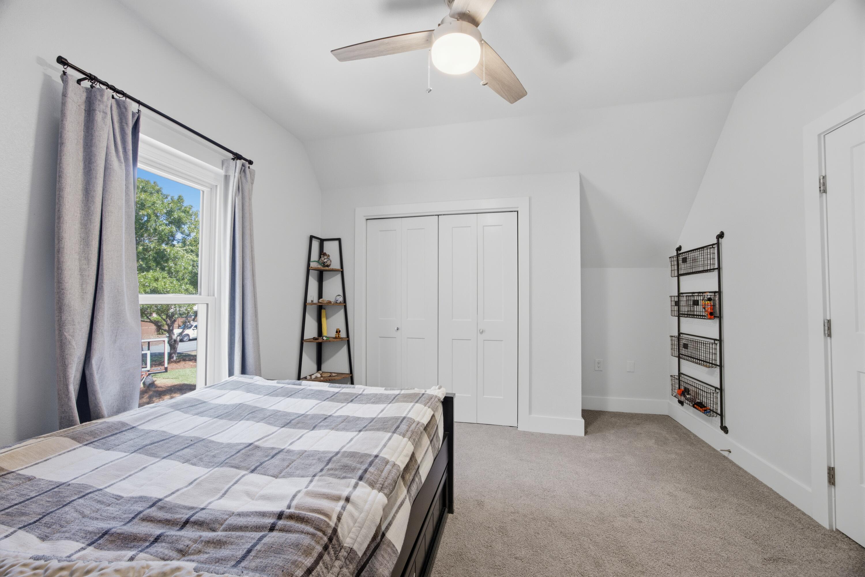 RAINTREE ESTATES #2 - Residential