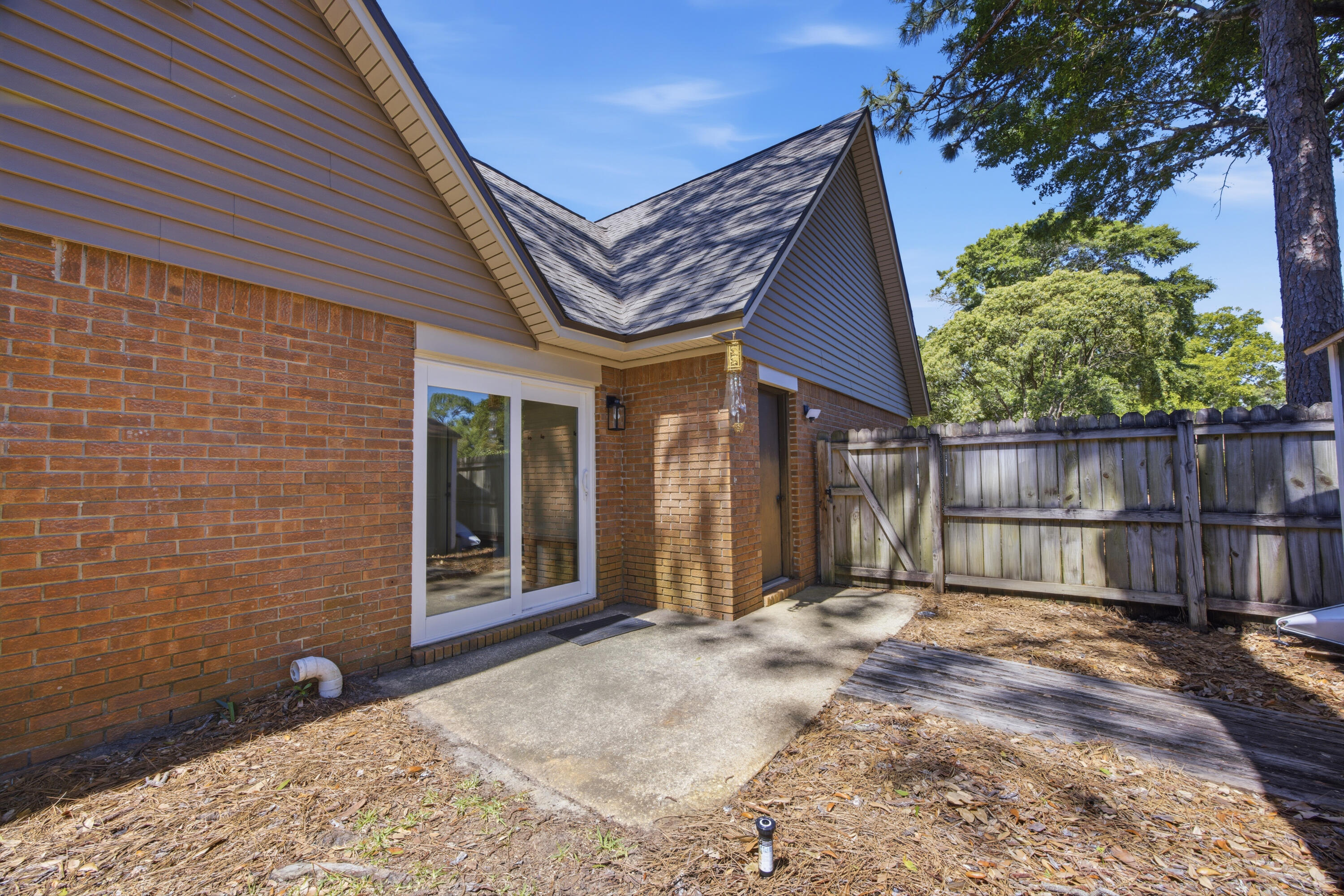 RAINTREE ESTATES #2 - Residential