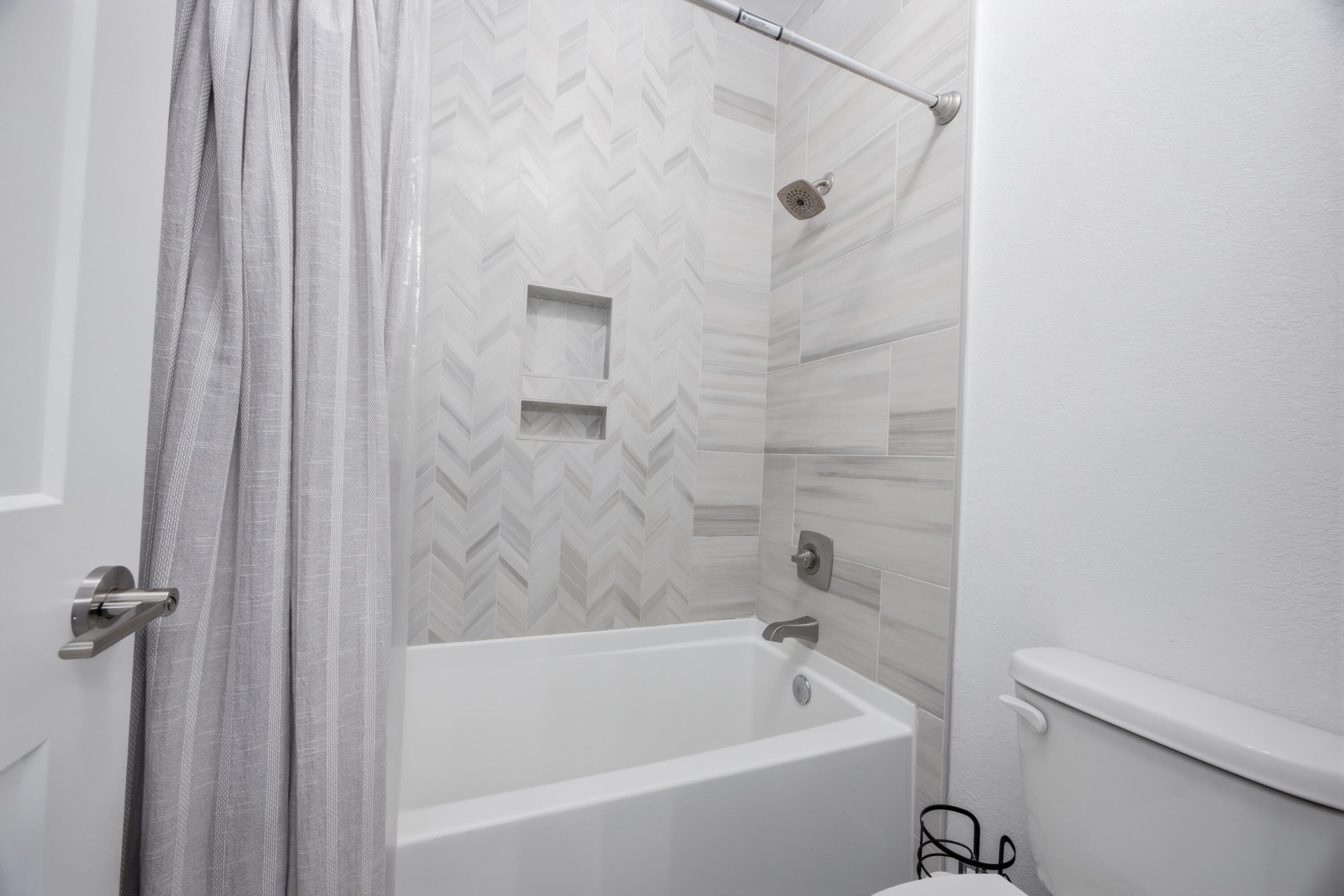 RAINTREE ESTATES #2 - Residential